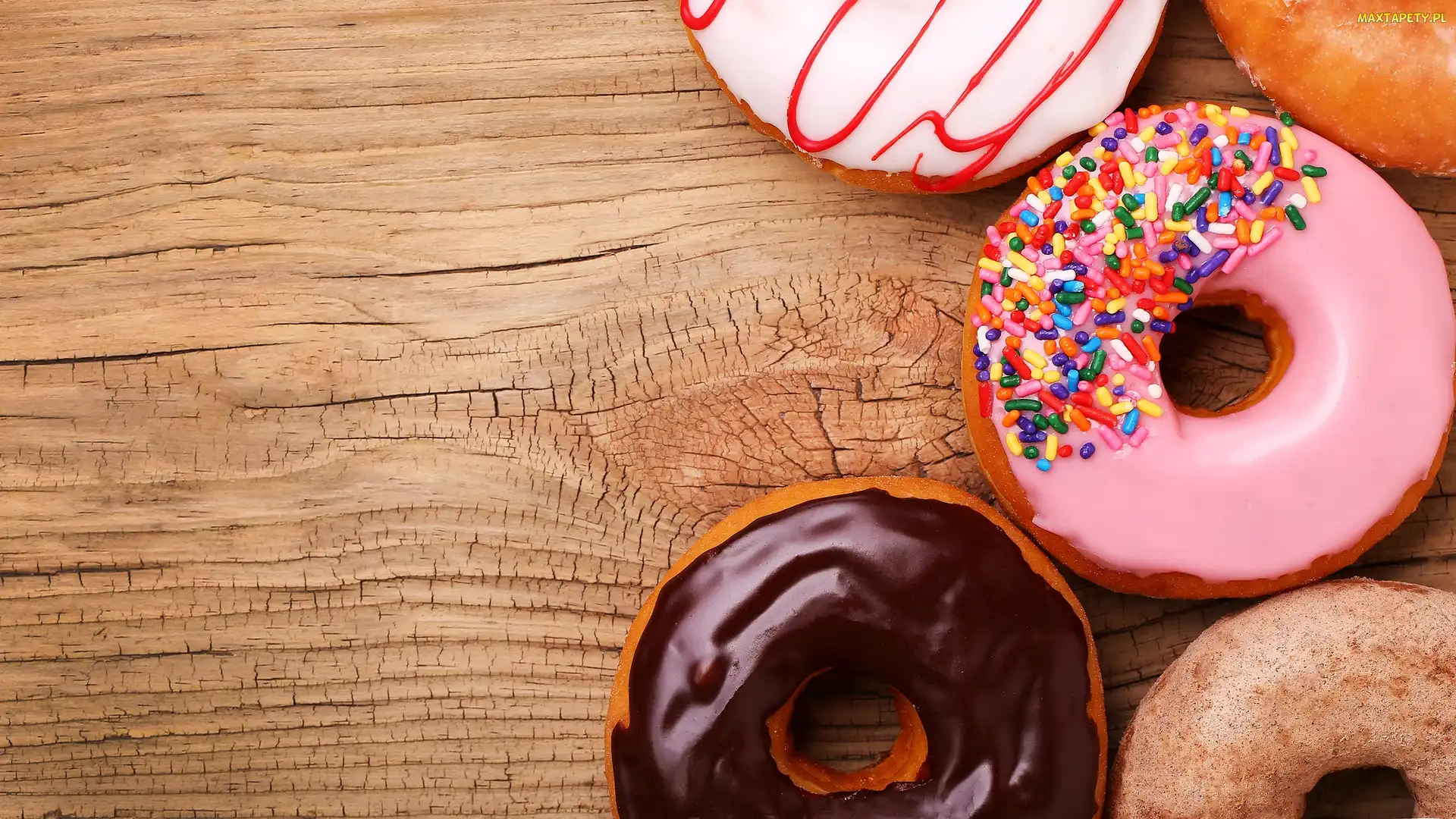 Pączki, Donuty, Lukrowane