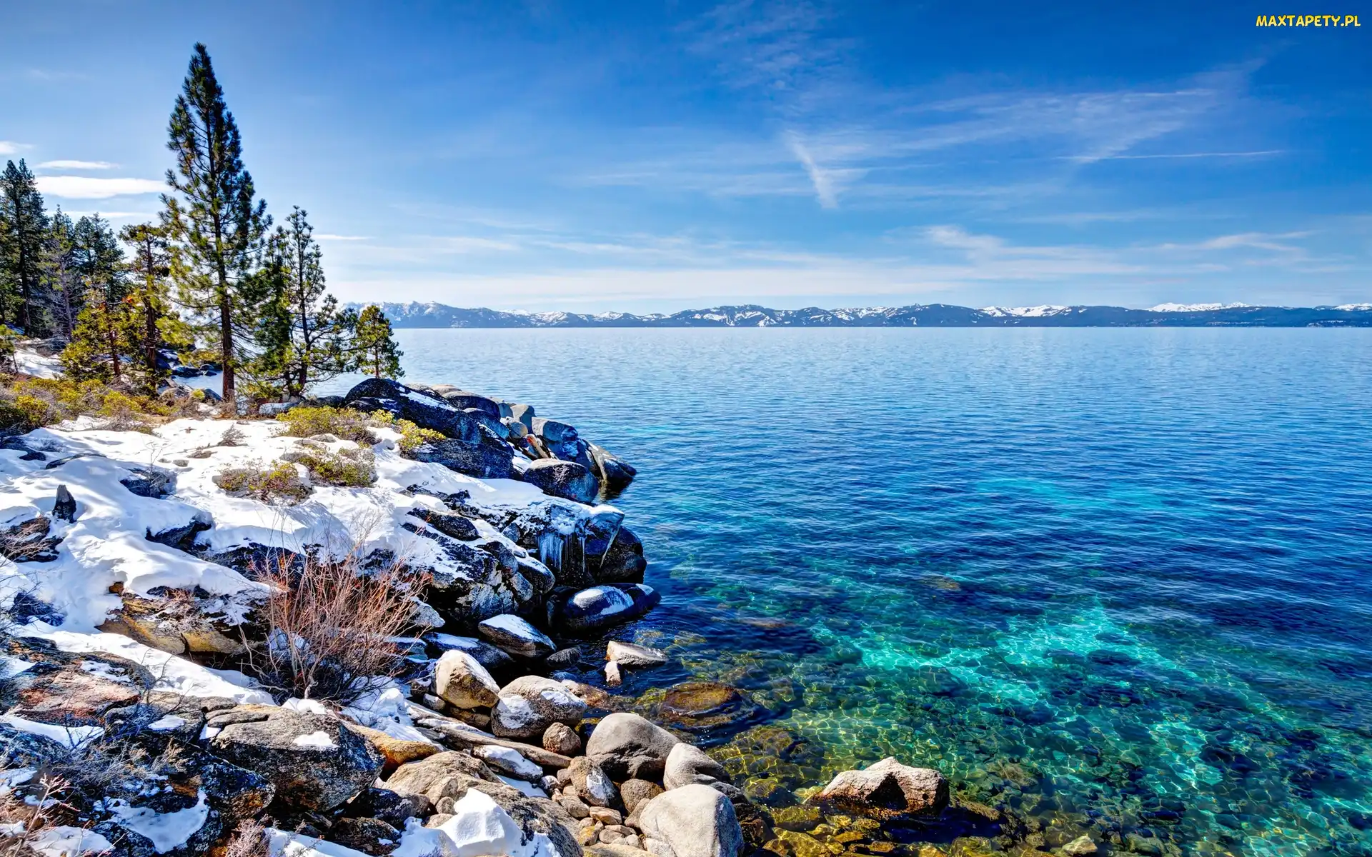 Zima, Jezioro Tahoe, Stan Kalifornia, Stany Zjednoczone, Park stanowy Emerald Bay, Góry