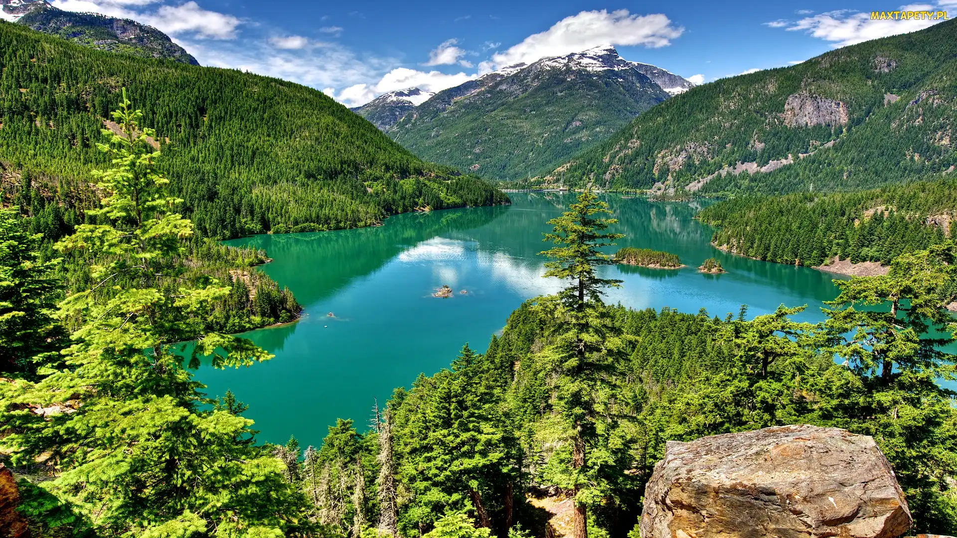 Stan Waszyngton, Jezioro Diablo Lake, Stany Zjednoczone, Góry, Drzewa, Park Narodowy Północnych Gór Kaskadowych, Chmury, Wysepki