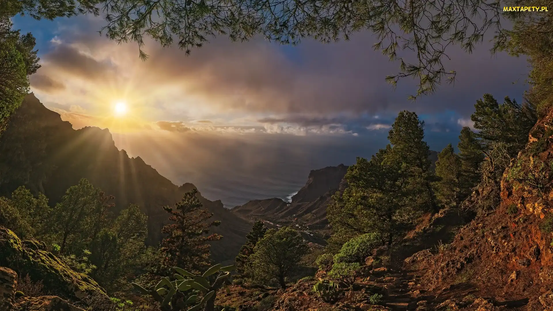 Wyspa La Gomera, Morze, Góry, Promienie słońca, Wyspy Kanaryjskie