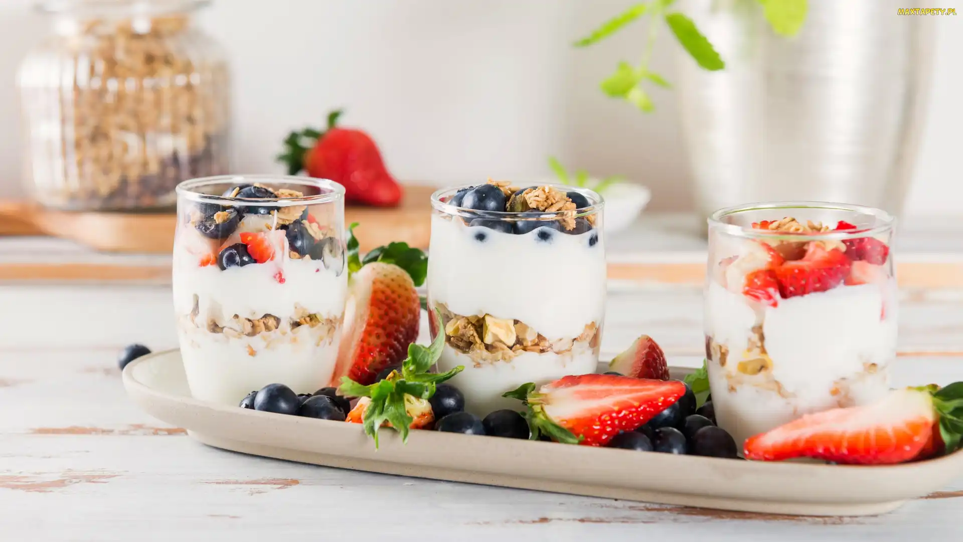 Deser, Truskawki, Jogurt, Jagody