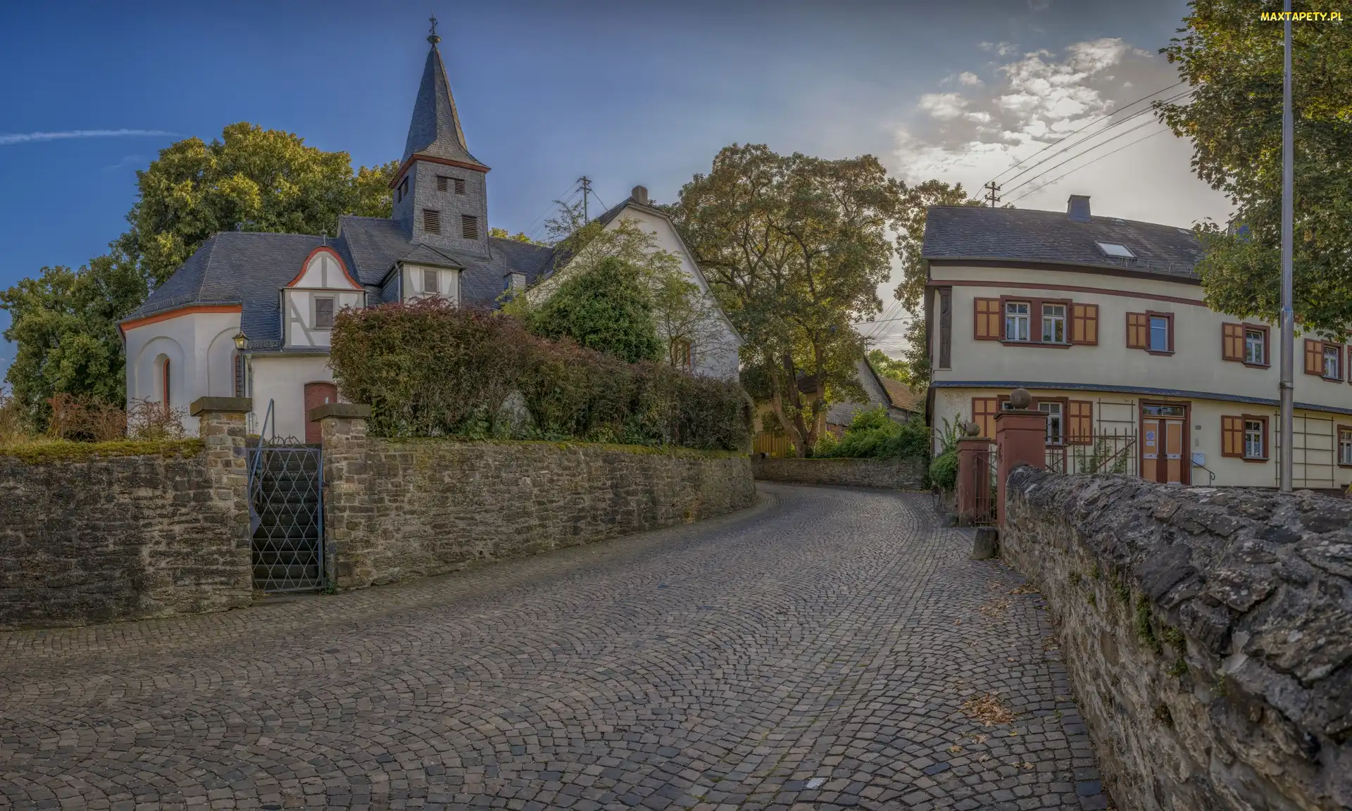 Droga, Dom, Powiat Rhein-Lahn, Niemcy, Miejscowość Miehlen, Kościół
