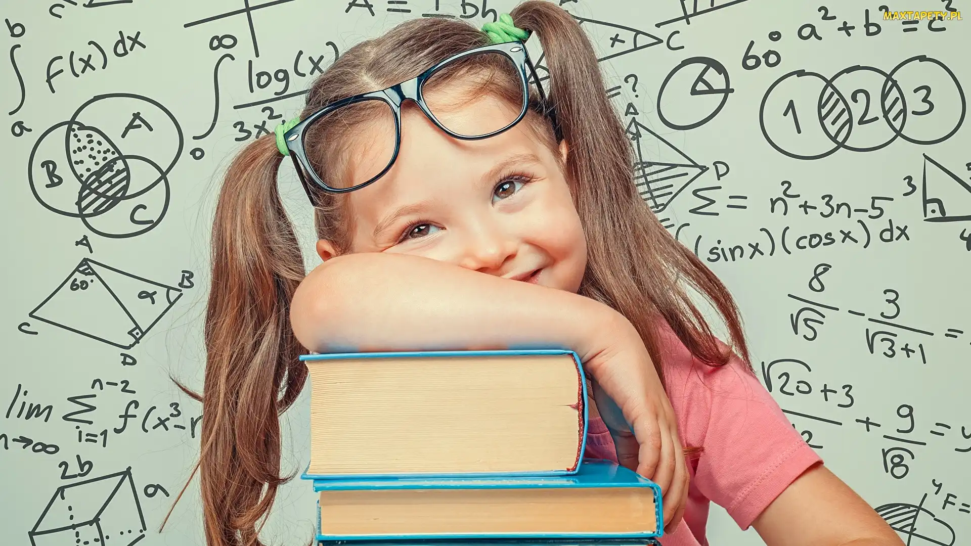 Szkoła, Książki, Kucyki, Nauka, Uśmiech, Dziewczynka, Okulary