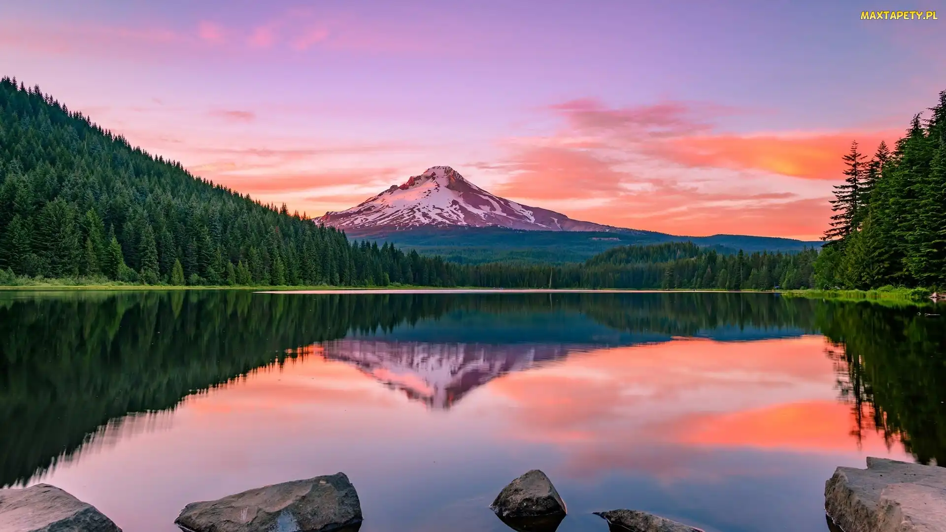 Góry, Stan Oregon, Las, Stany Zjednoczone, Chmury, Drzewa, Stratowulkan Mount Hood, Jezioro Trillium Lake, Kamienie