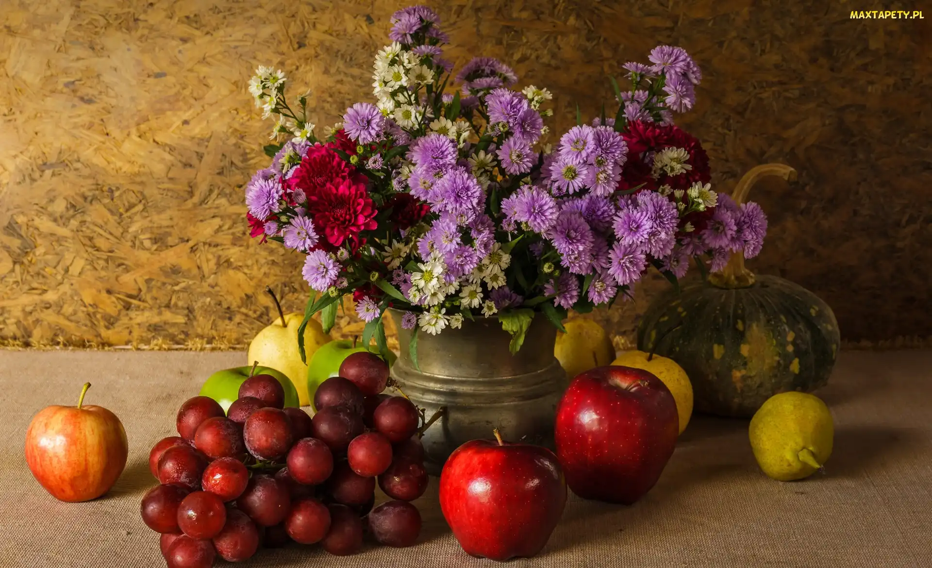 Dynia, Gruszki, Jabłka, Winogrona, Bukiet, Wazon, Kwiaty, Astry marcinki, Kompozycja, Owoce