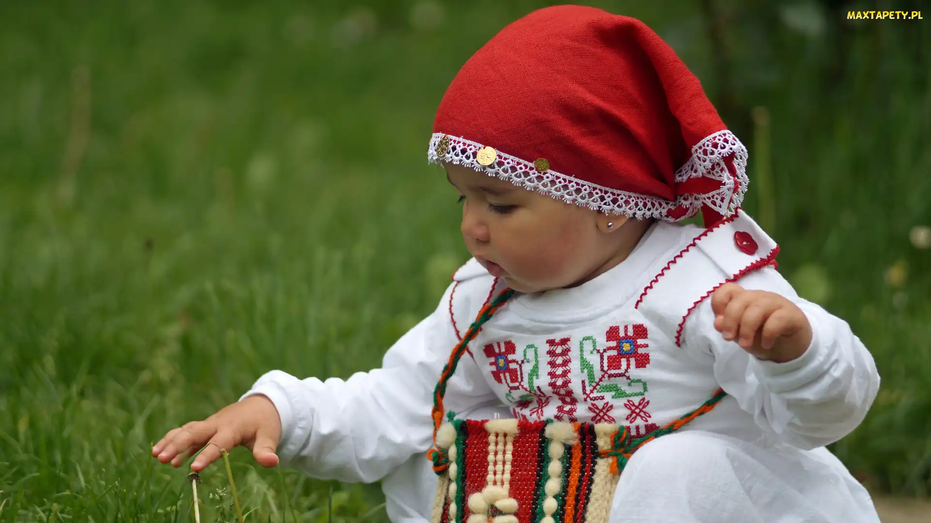 Chustka, Czerwona, Dziewczynka, Kolczyki, Sukienka, Dziecko, Haftowana