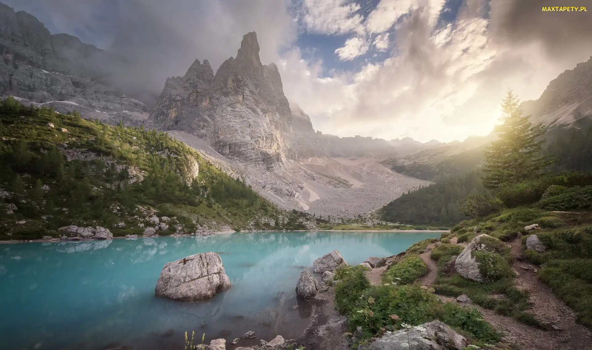 Dolomity, Góry, Włochy, Jezioro Sorapis, Mgła, Kamienie, Masyw Sorapiss