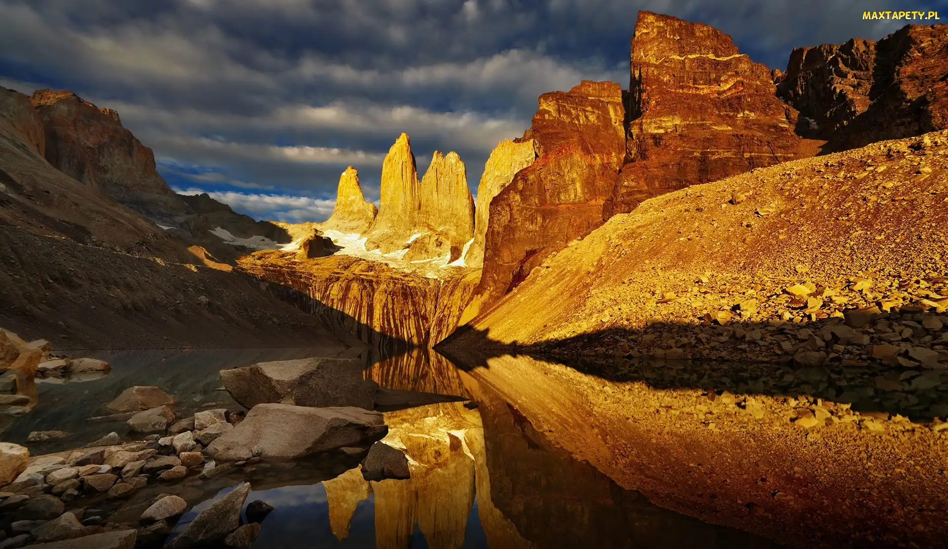 Skały, Szczyt Fitz Roy, Góry Andy, Argentyna, Park Narodowy Los Glaciares, Kamienie, Patagonia, Jezioro