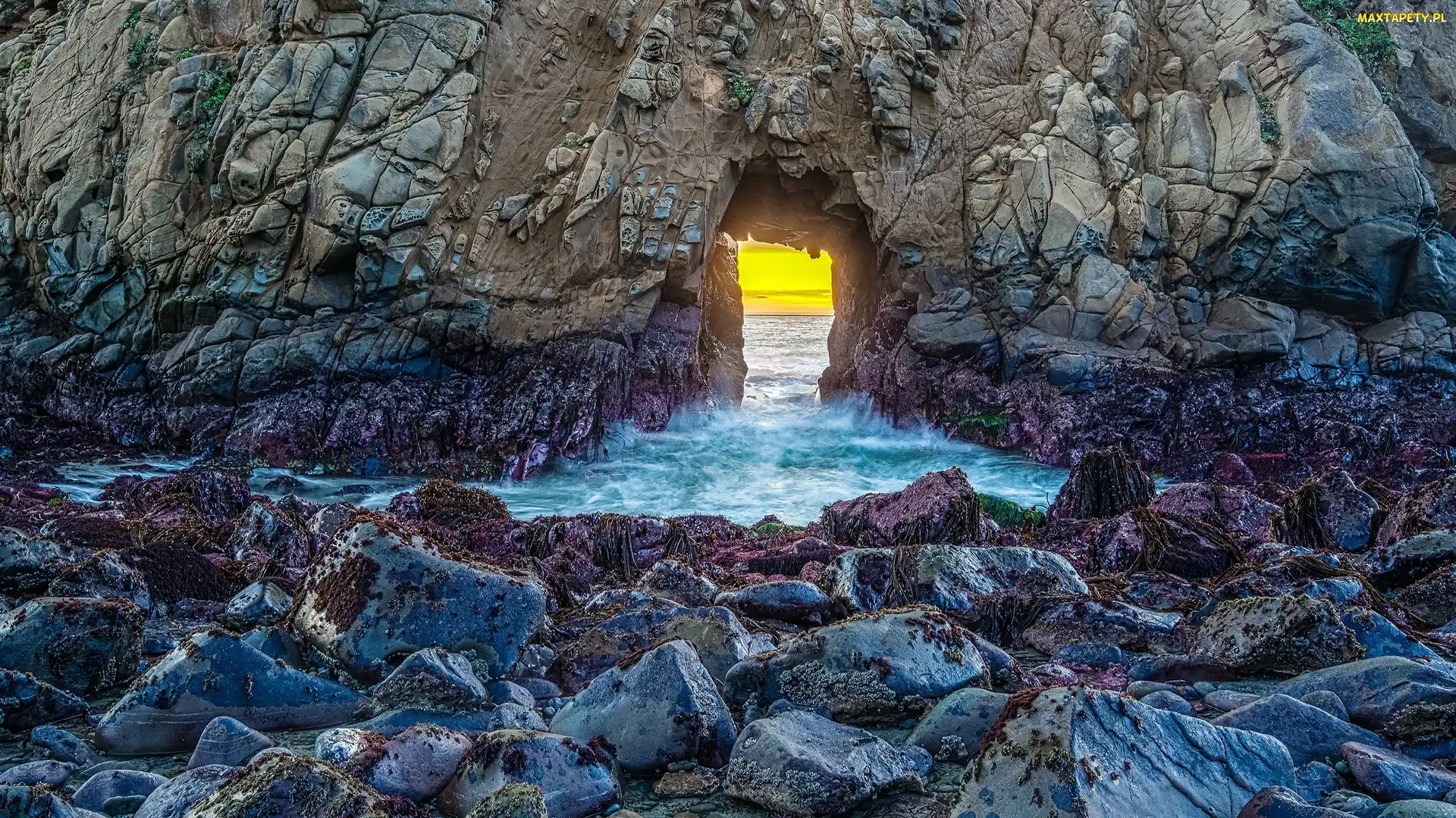 Stan Kalifornia, Kamienie, Morze, Stany Zjednoczone, Łuk Keyhole Rock, Plaża Pfeiffer Beach, Skała