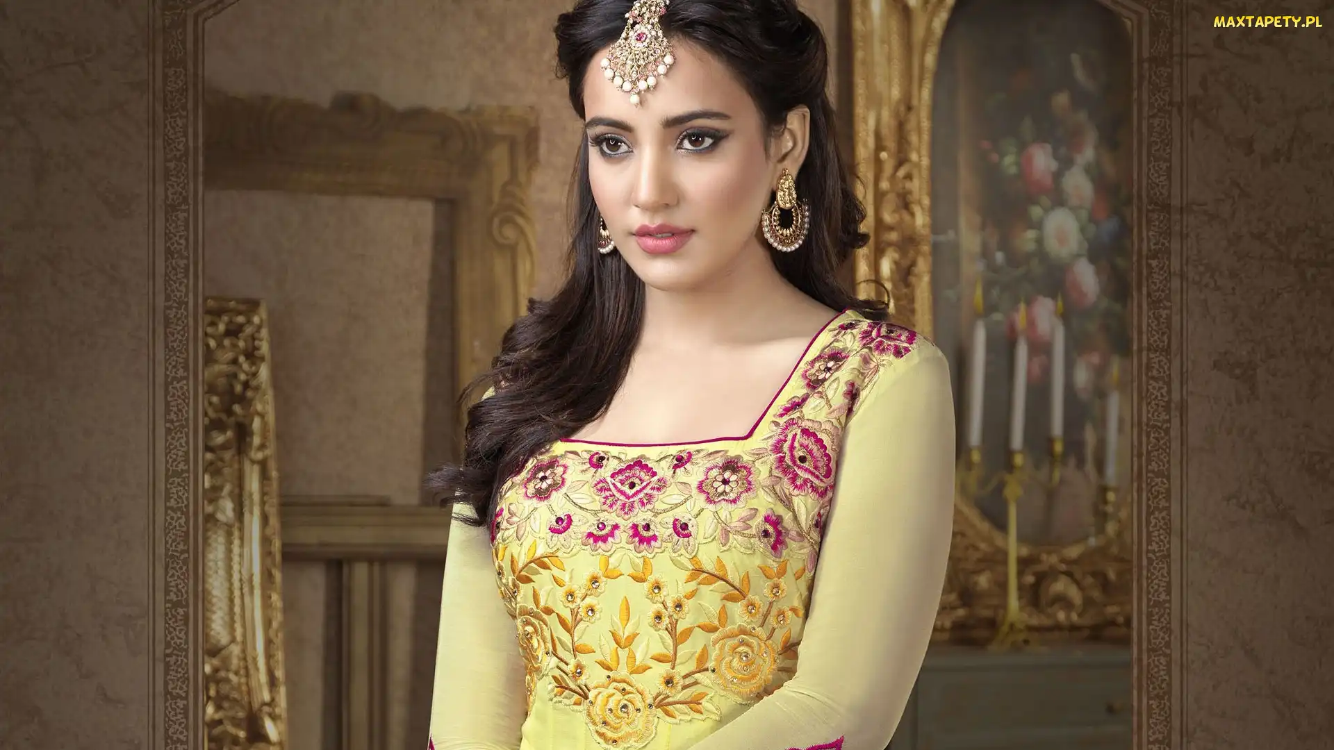 Aktorka, Neha Sharma, Kobieta