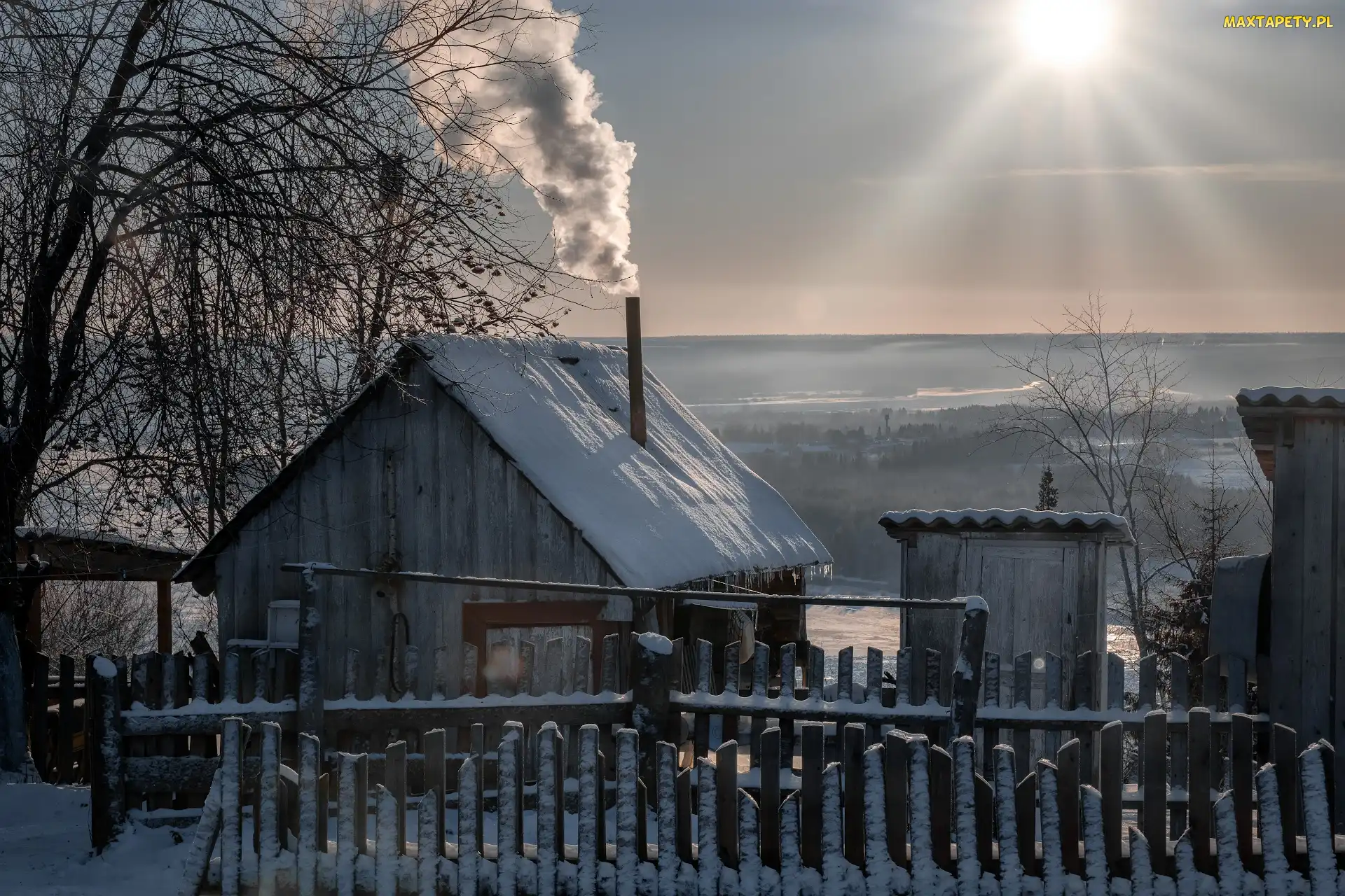 Śnieg, Dym, Zima, Dom, Płot, Mróz, Promienie słońca, Ogrodzenie