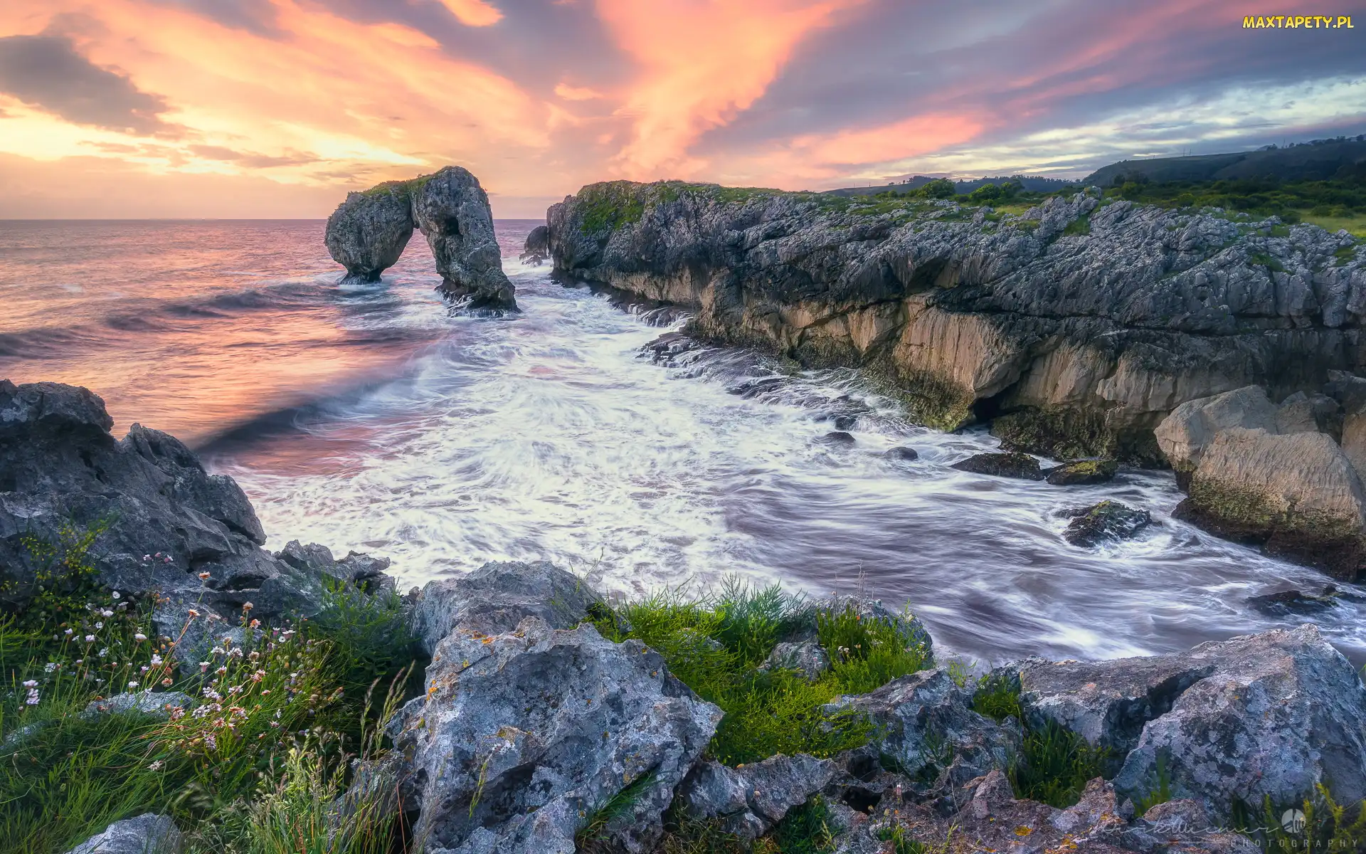 Morze, Playa de La Huelga, Wschód słońca, Skały, Asturia, Łuk skalny, Hiszpania, Villahormes