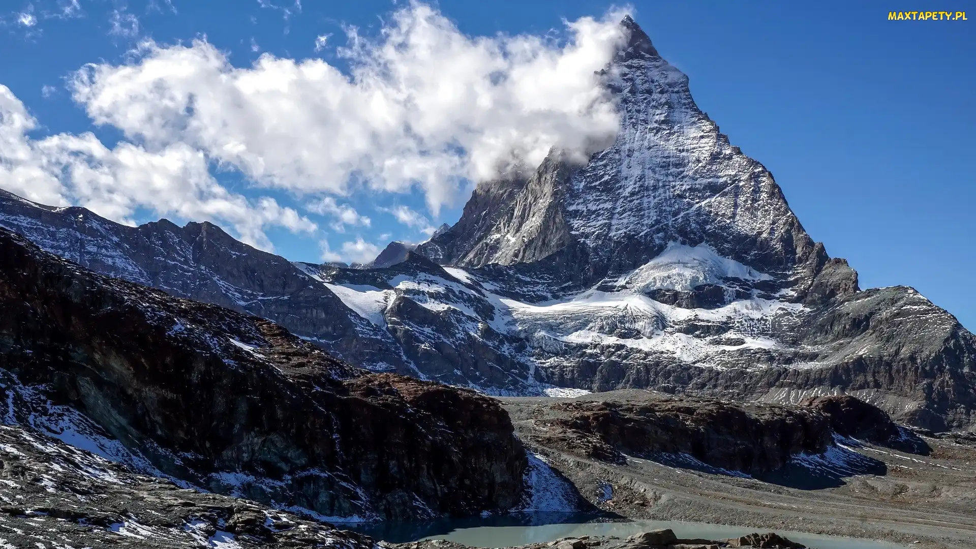 Góry, Wallis, Skały, Szwajcaria, Śnieg, Chmury, Alpy Pennińskie, Szczyt, Matterhorn