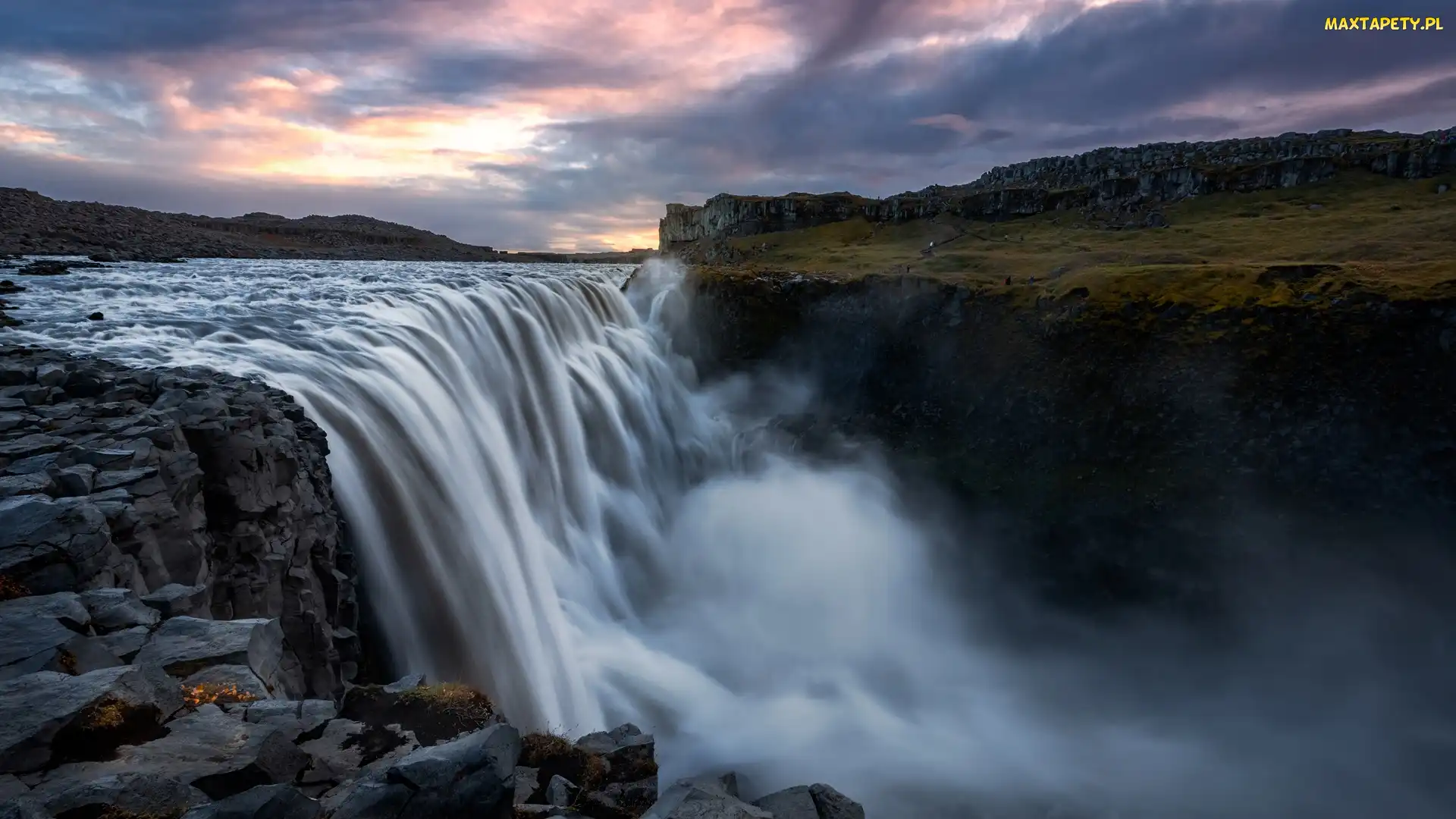 Chmury, Skały, Islandia, Wodospad Dettifoss