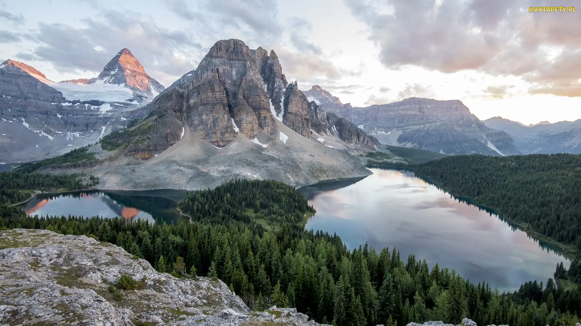 Góra Mount Assiniboine, Góry, Park Prowincjonalny Mount Assiniboine, Jezioro Sunburst Lake, Kolumbia Brytyjska, Jezioro Cerulean, Kanada, Jeziora
