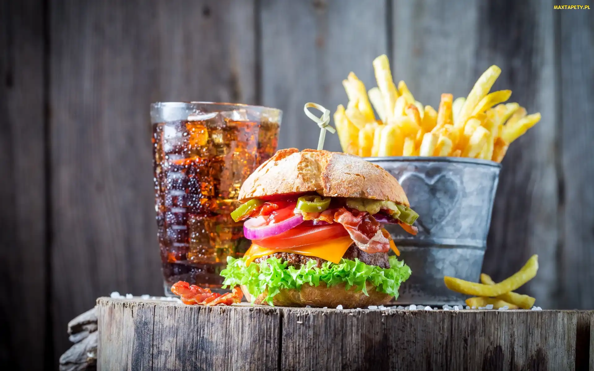 Frytki, Napój, Hamburger