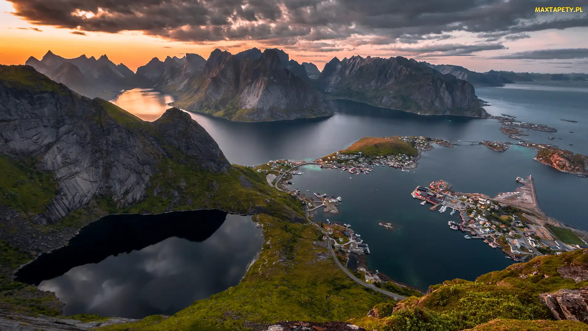 Norwegia, Morze Norweskie, Lofoty, Góry, Wioska Reine, Wioska Hamnoy