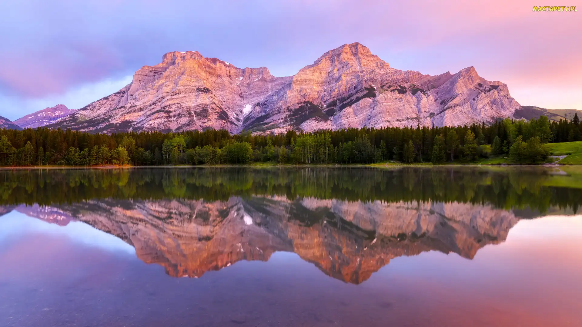 Alberta, Park Kananaskis, Jezioro Wedge Pond, Kanada, Odbicie, Góry Canadian Rockies, Drzewa