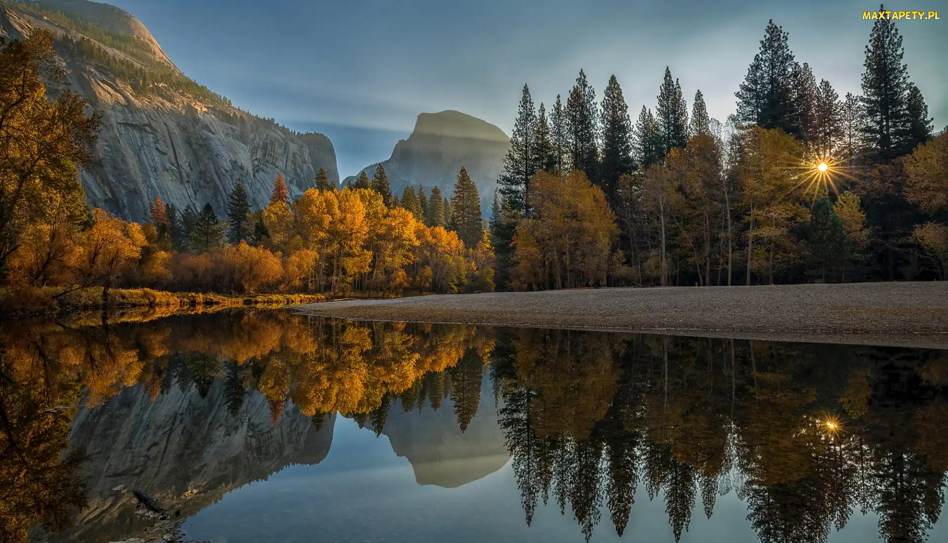 Góry Sierra Nevada, Kalifornia, Stany Zjednoczone, Promienie słońca, Kamienie, Rzeka Merced, Drzewa, Park Narodowy Yosemite