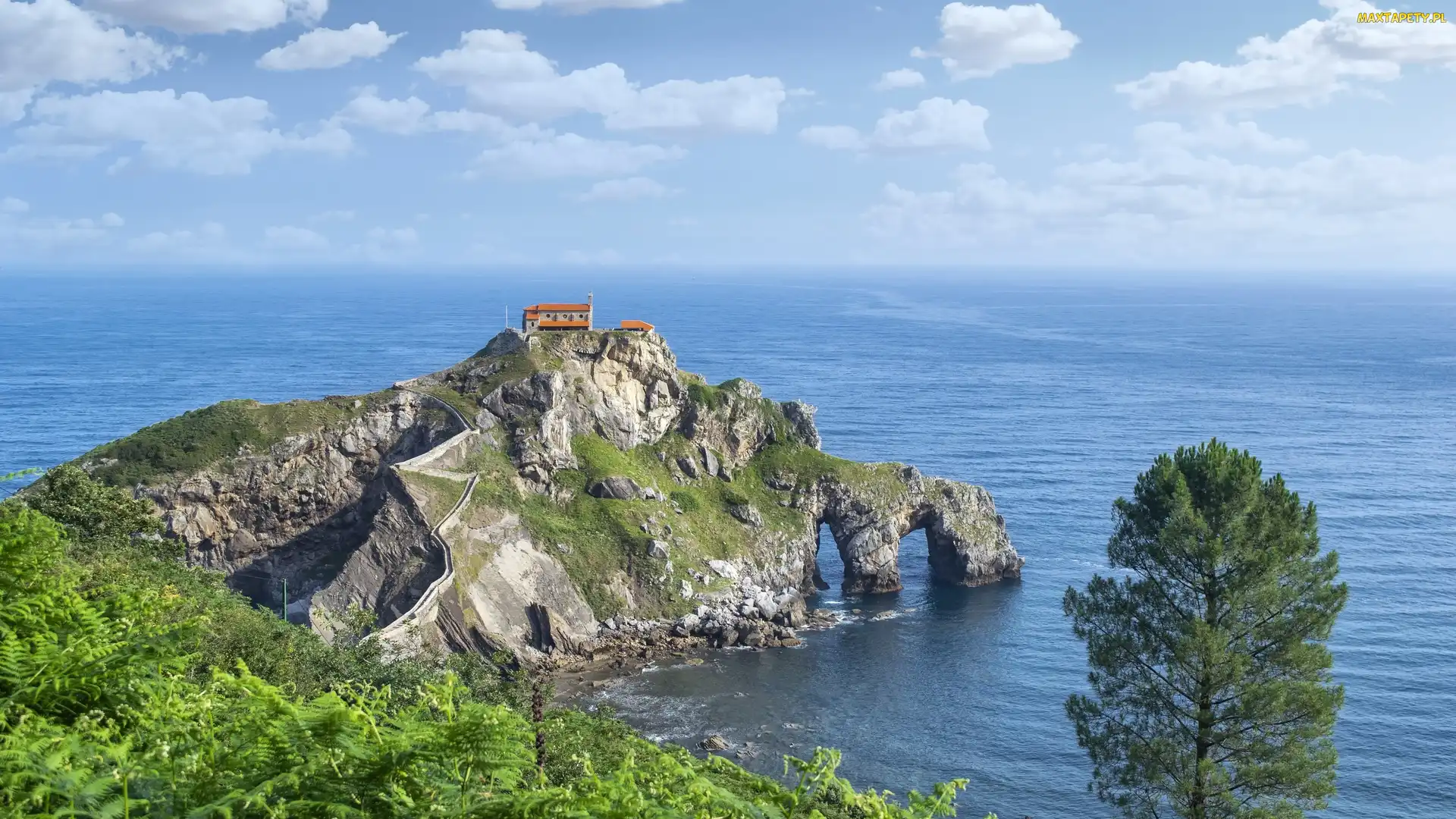 Drzewo, Skały, Wyspa Gaztelugatxe, Morze, Jana Chrzciciela, Hiszpania, Kaplica