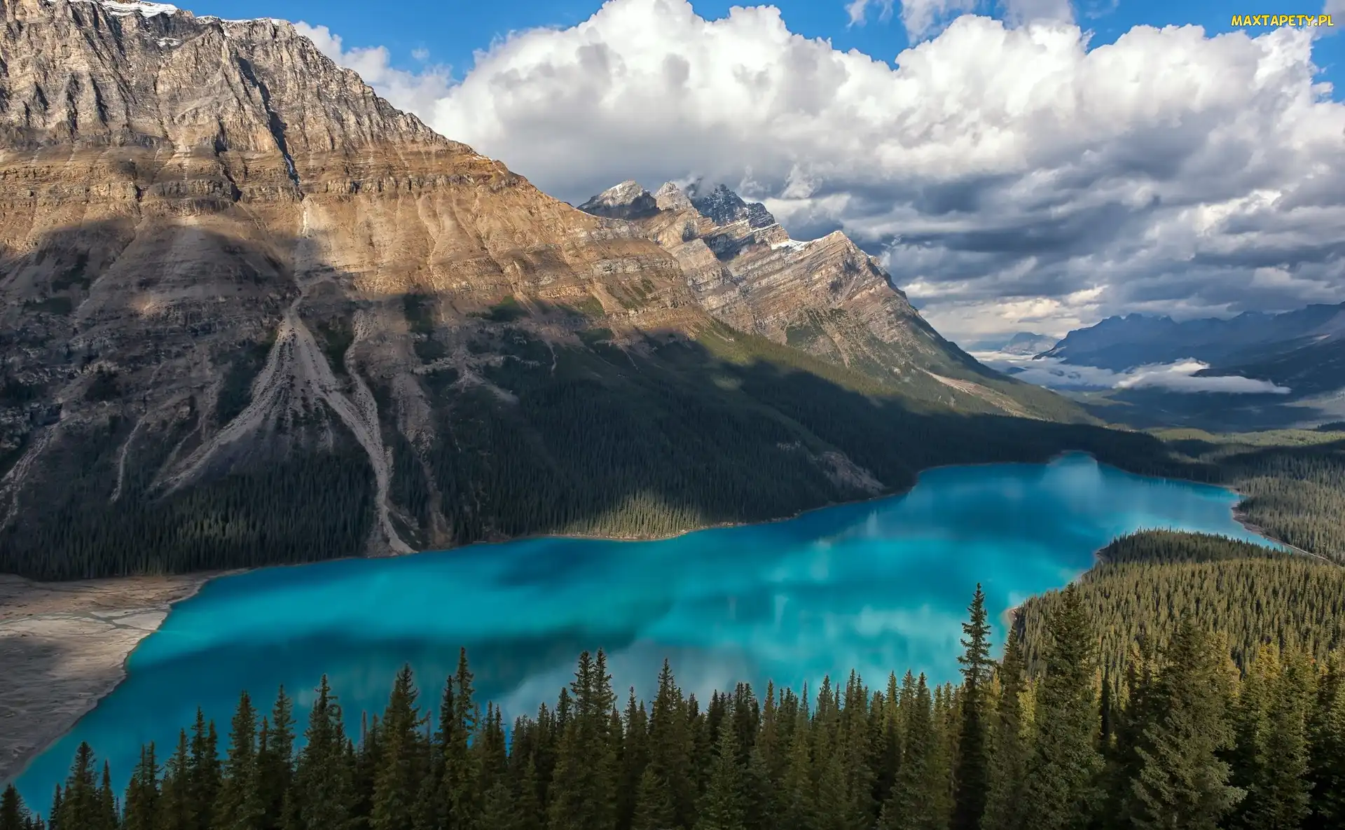 Canadian Rockies, Drzewa, Góry, Jezioro Peyto Lake, Alberta, Chmury, Kanada, Park Narodowy Banff