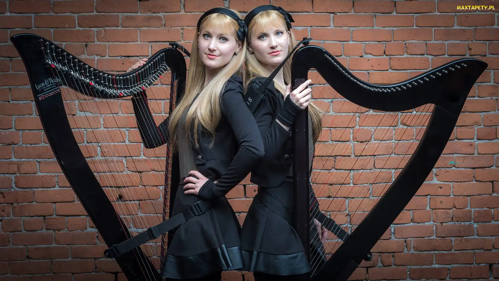 Harfy, The Harp Twins, Camille Kitt, Kobiety, Kennerly Kitt, Bliźniaczki