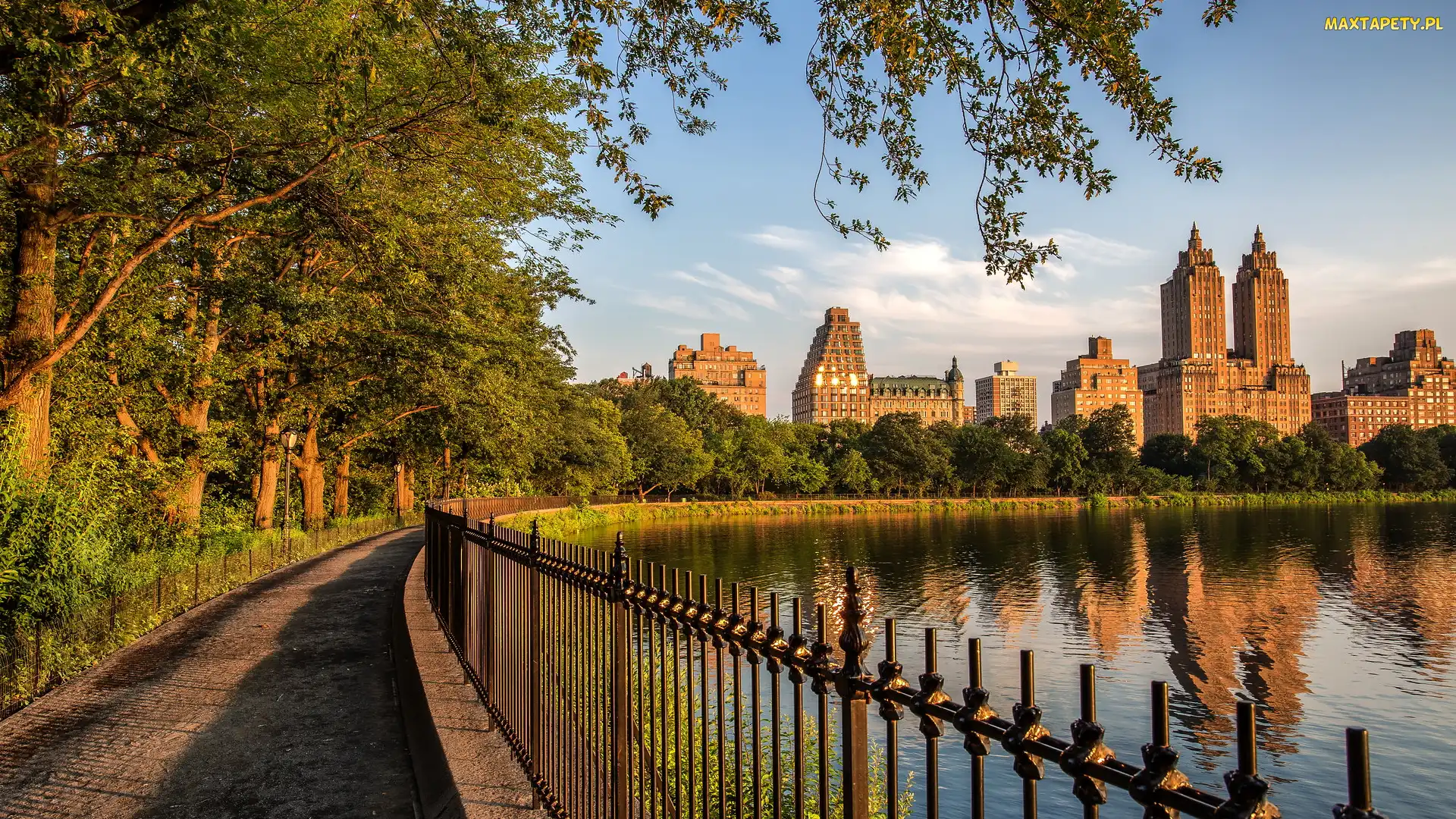 Stany Zjednoczone, Manhattan, Drzewa, Nowy Jork, Jezioro, Central Park, Jacqueline Kennedy Onassis Reservoir, Budynek Eldorado, Park miejski, Ścieżka