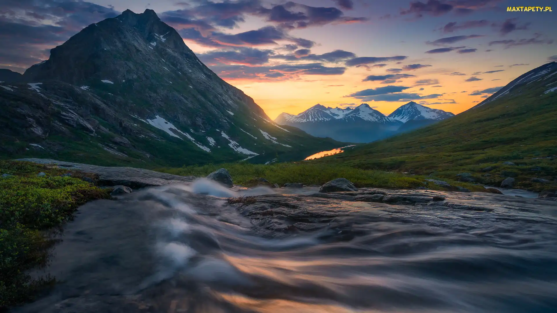 Norwegia, Romsdalen, Rzeka Rauma, Góry, Jezioro, Dolina