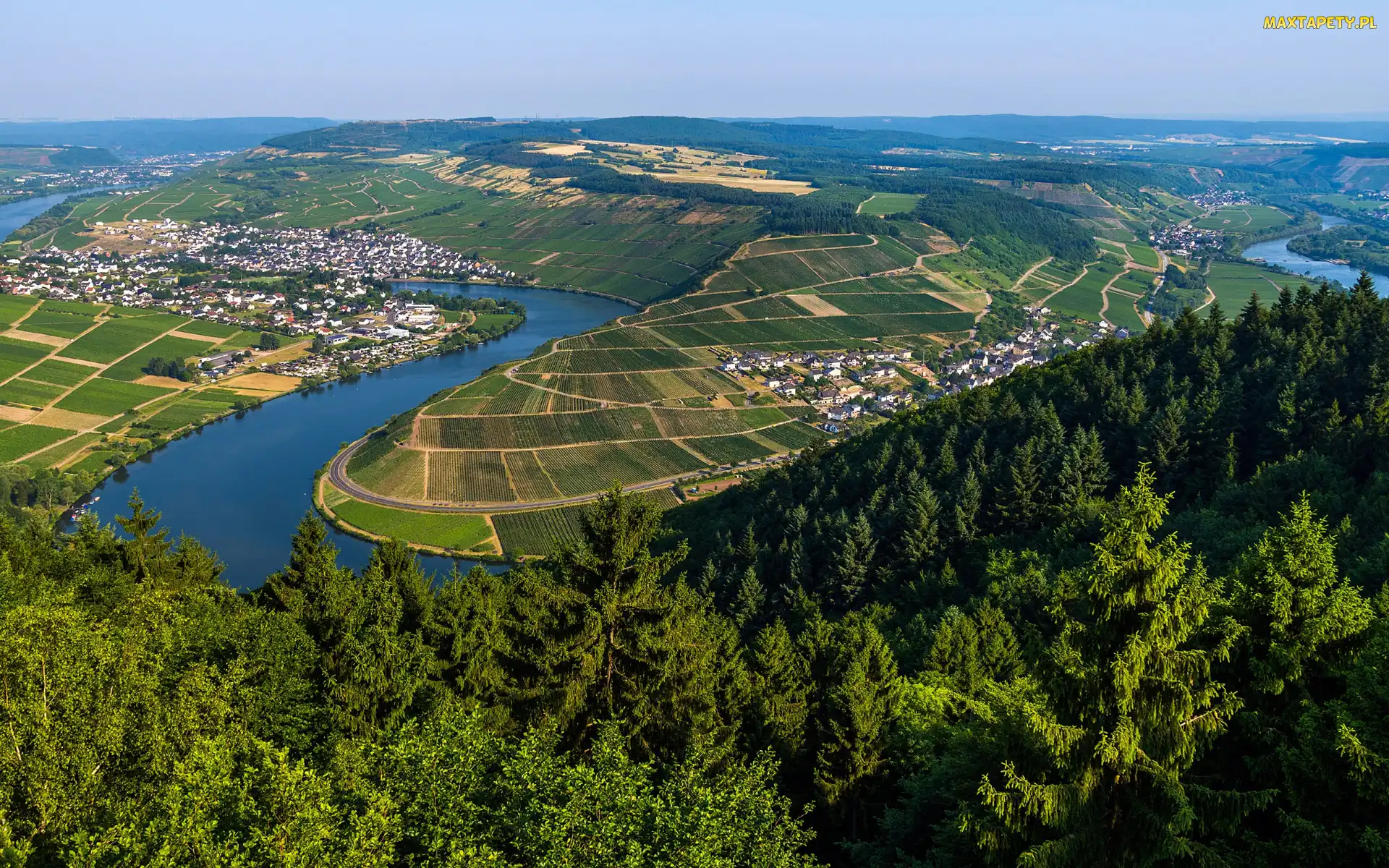 Rzeka Mozela, Nadrenia-Palatynat, Pola, Lasy, Meander, Góry, Polich, Domy, Miejscowość, Dolina Mozeli, Drzewa, Niemcy, Trier-Saarburg