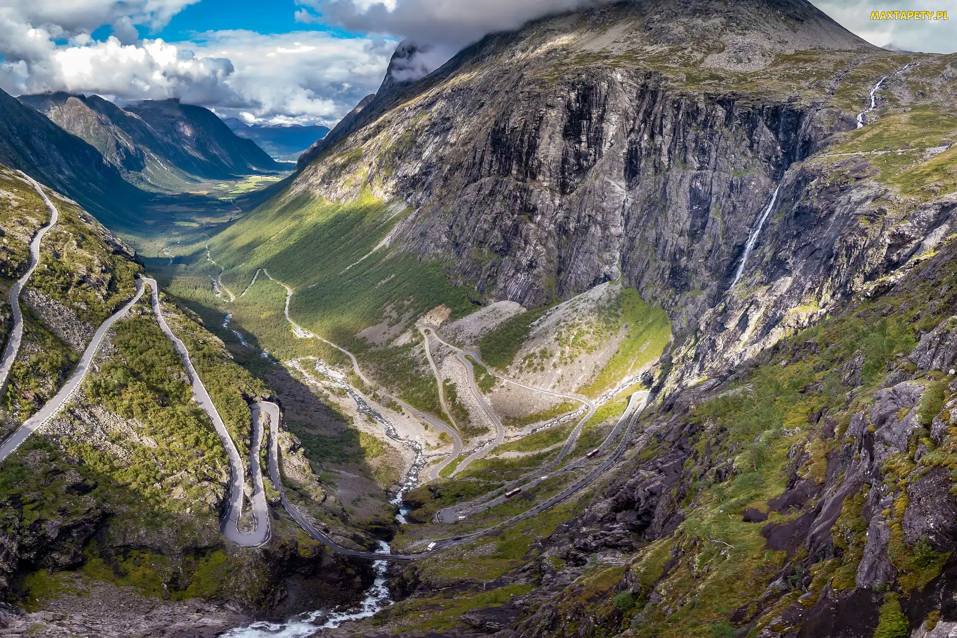 Norwegia, Gmina Rauma, Droga Trolli, Góry, Wąwóz, Dolina Romsdalen