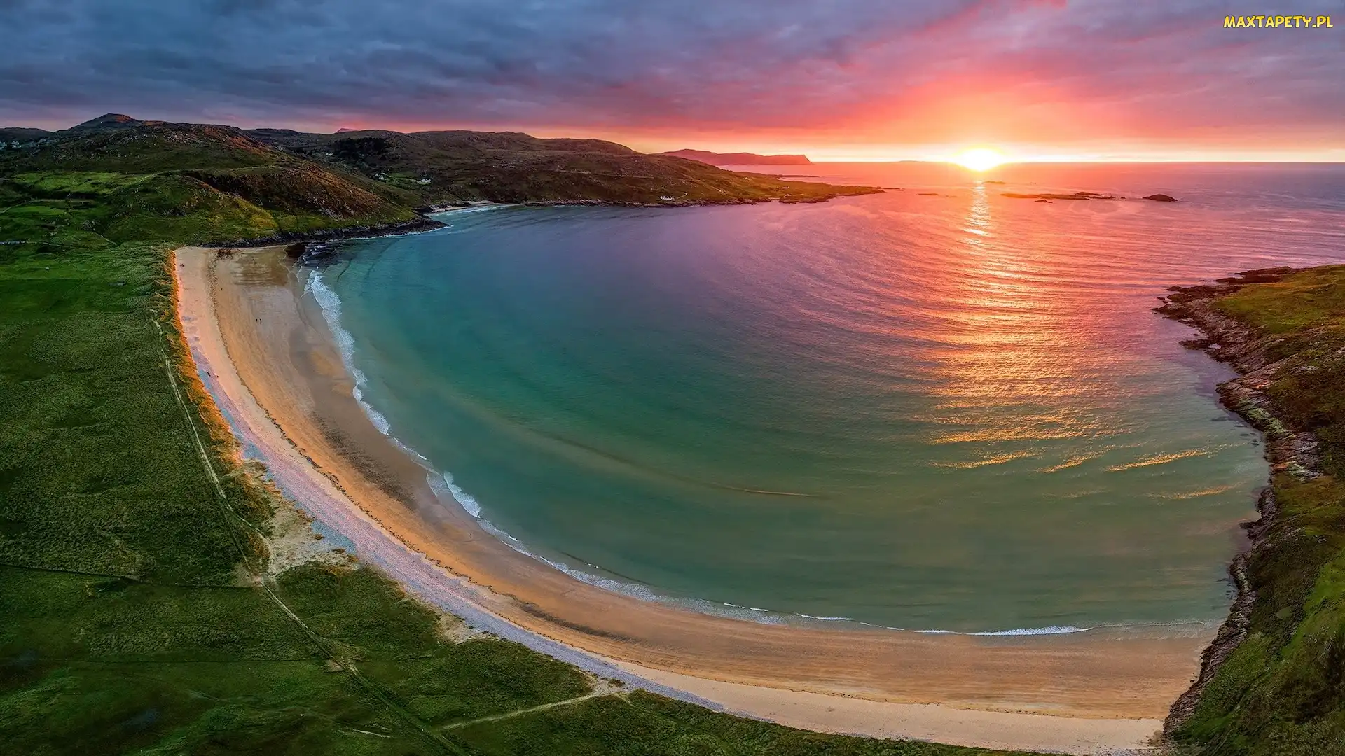 Irlandia, Wybrzeże, Roślinność, Plaża, Morze, Skały, Półwysep Rosguill, Zachód słońca, Hrabstwo Donegal, Tra Na Rosann Beach