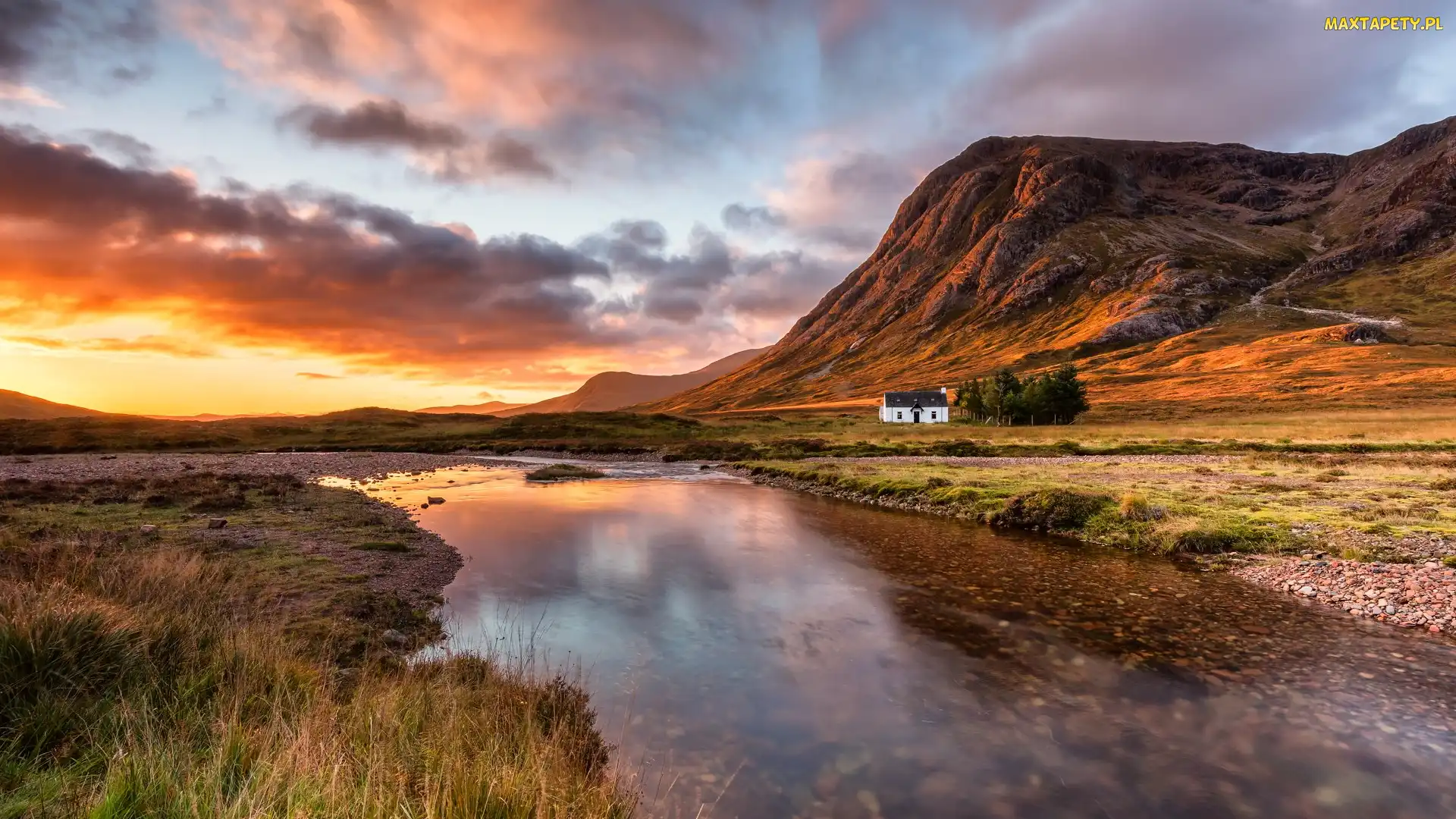 Góry, Wschód słońca, Szkocja, Dom, Glencoe, Rzeka Coe