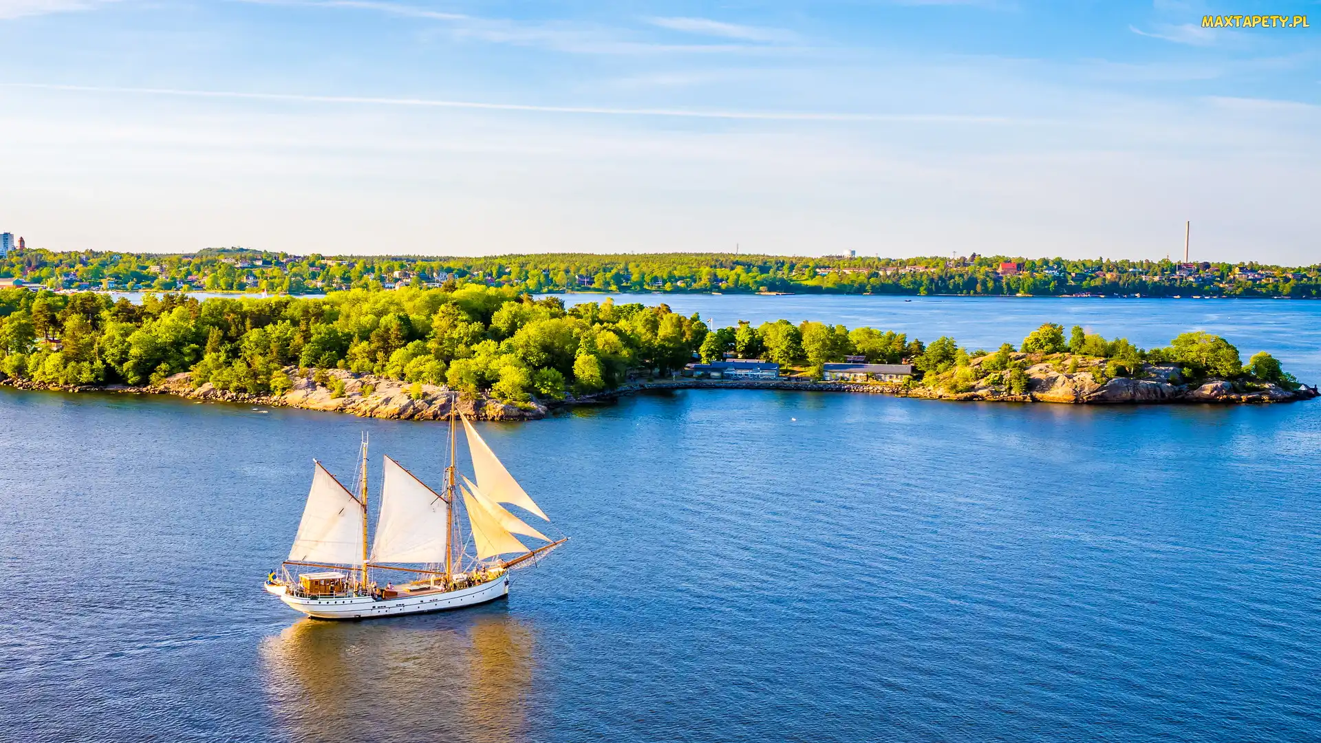Szwecja, Vaxholm, Zatoki, Jezioro, Drzewa, Żaglówka