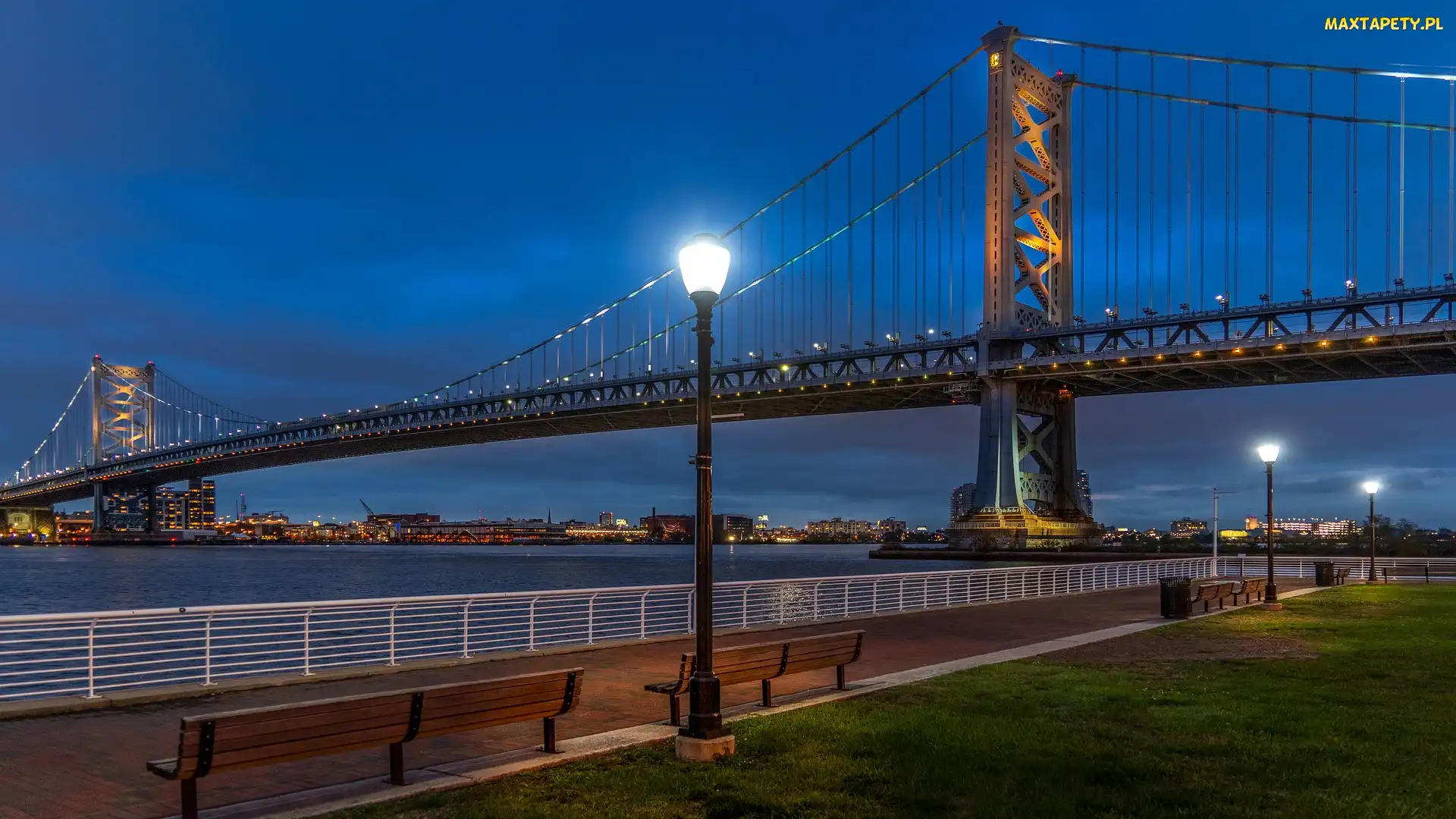Benjamin Franklin Bridge, Ławeczki, Most, Delaware River, Pensylwania, Rzeka, Stany Zjednoczone, Filadelfia