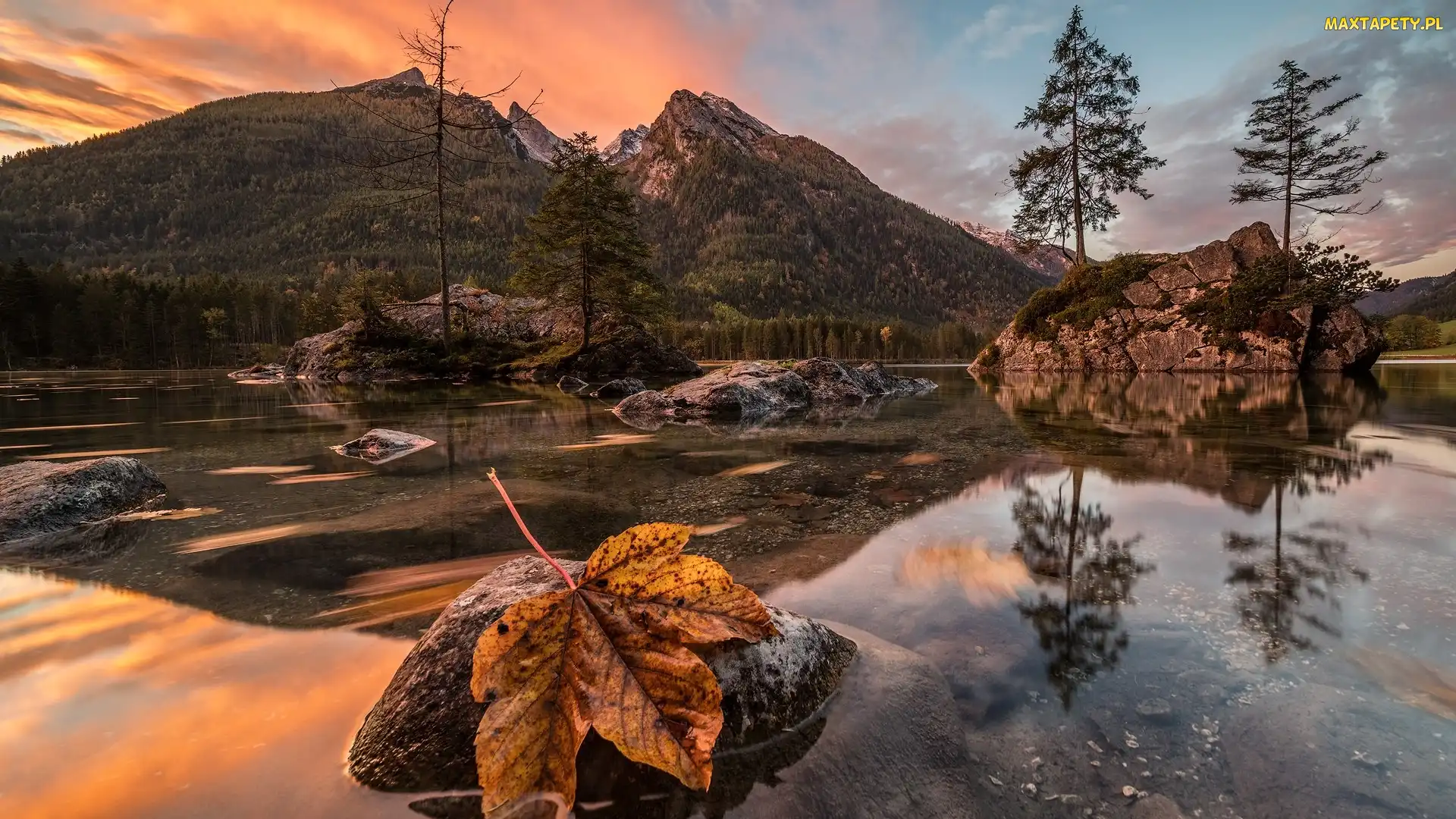 Alpy, Drzewa, Góry, Skały, Bawaria, Jezioro Hintersee, Niemcy, Zachód słońca