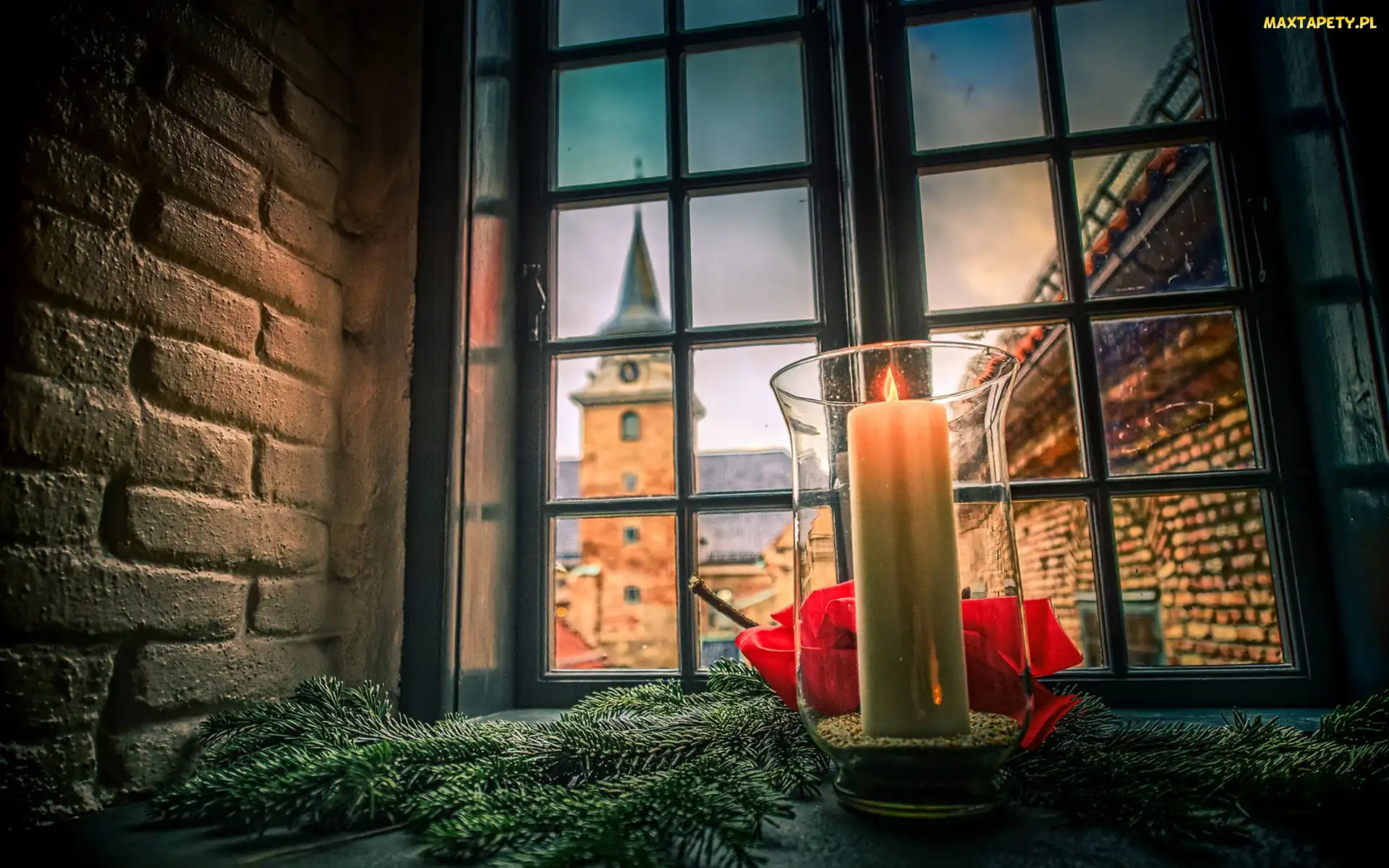Wieża, Okno, Świerka, Płomień, Gałązki, Świeca