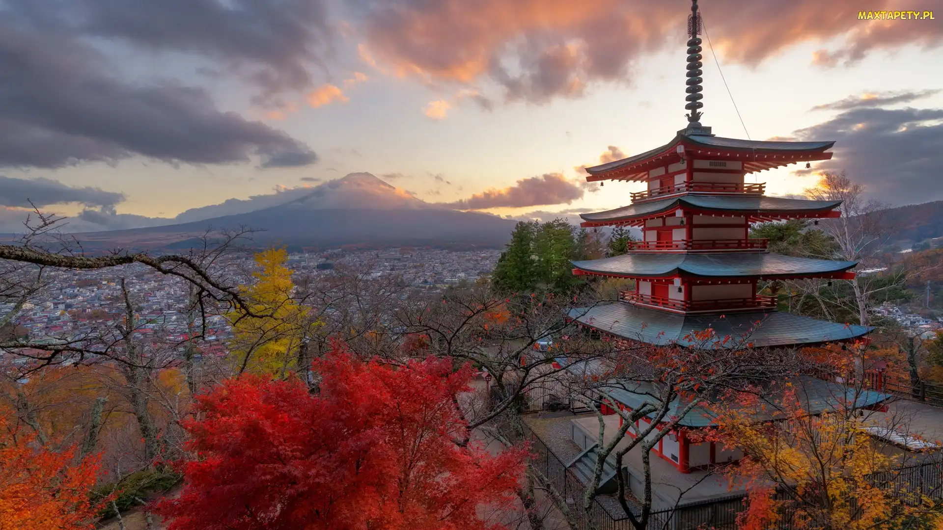 Jesień, Drzewa, Japonia, Chureito Pagoda, Góra, Świątynia, Mount Fuji, Wyspa Honsiu, Miasto Fujiyoshida, Prefektura Yamanashi, Fudżi