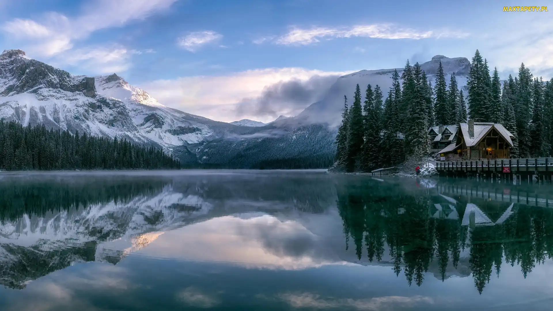 Las, Drzewa, Park Narodowy Yoho, Most, Chmury, Kanada, Jezioro, Prowincja Kolumbia Brytyjska, Góry, Emerald Lake, Dom
