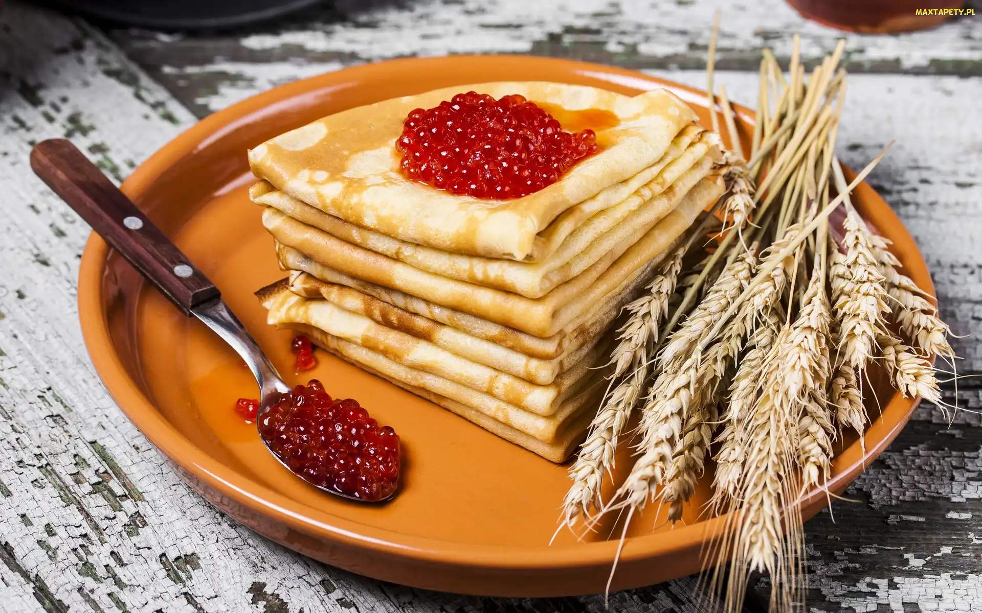 Talerz, Kłosy, Naleśniki, Kawior