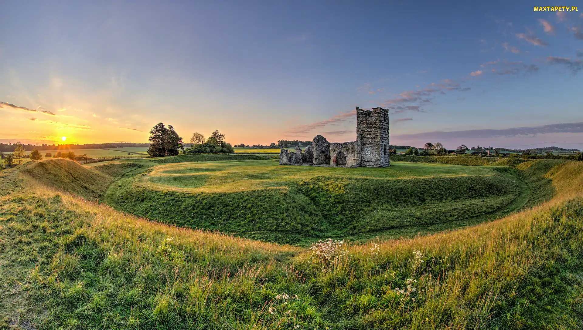Zachód słońca, Kościół, Hrabstwo Dorset, Anglia, Knowlton, Ruiny