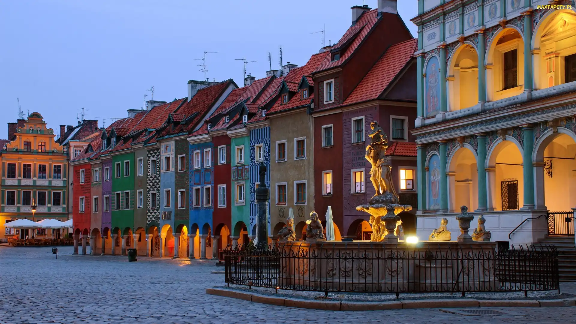 Domy, Kamienice, Poznań, Polska, Stary Rynek, Fontanna Prozerpiny