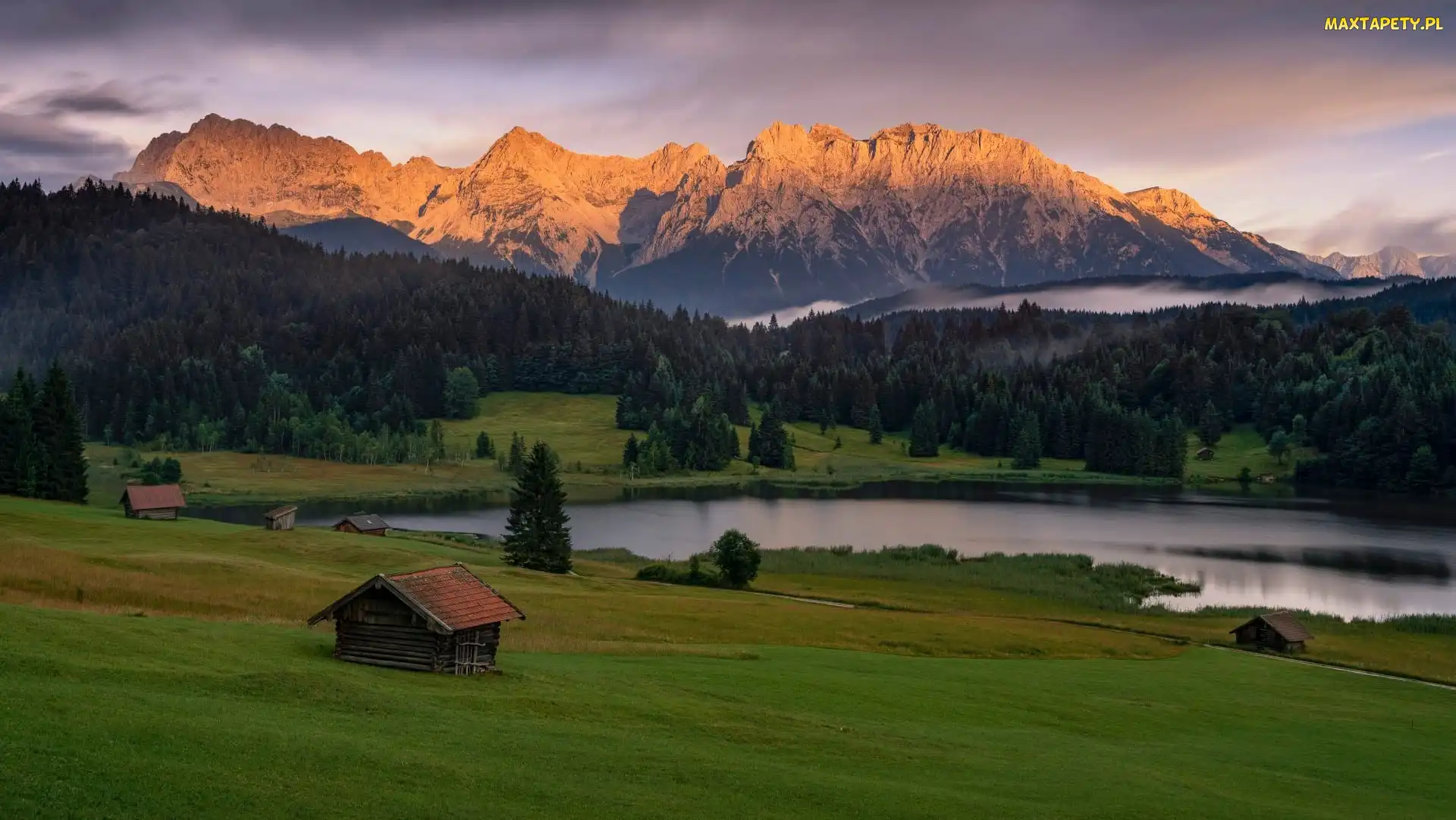 Lasy, Domy, Jezioro Geroldsee, Góry Karwendel, Niemcy, Miejscowość Krun, Chmury, Bawaria, Drzewa