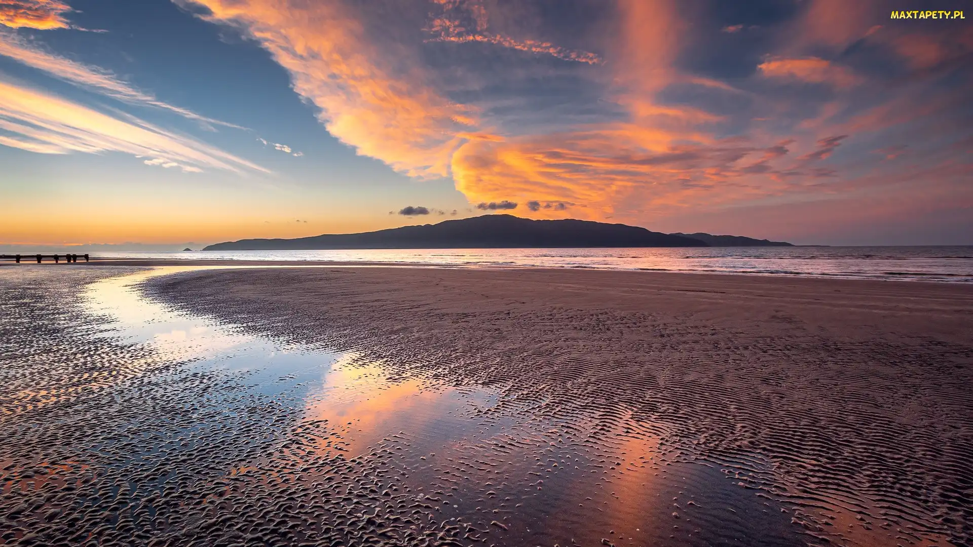 Góra, Wyspa Kapiti, Chmury, Nowa Zelandia, Morze, Wschód słońca, Plaża