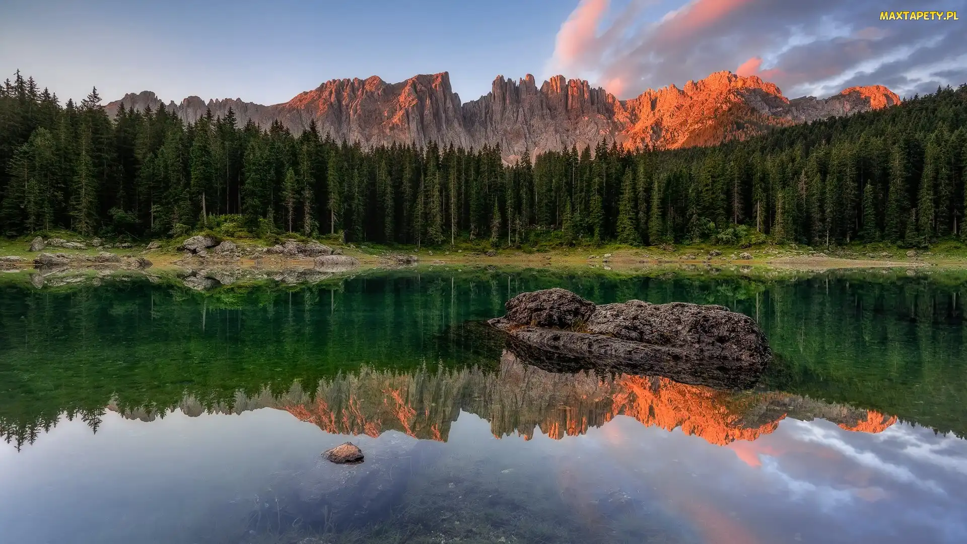 Jezioro, Południowy Tyrol, Drzewa, Włochy, Chmury, Las, Lago di Carezza, Góry, Dolomity