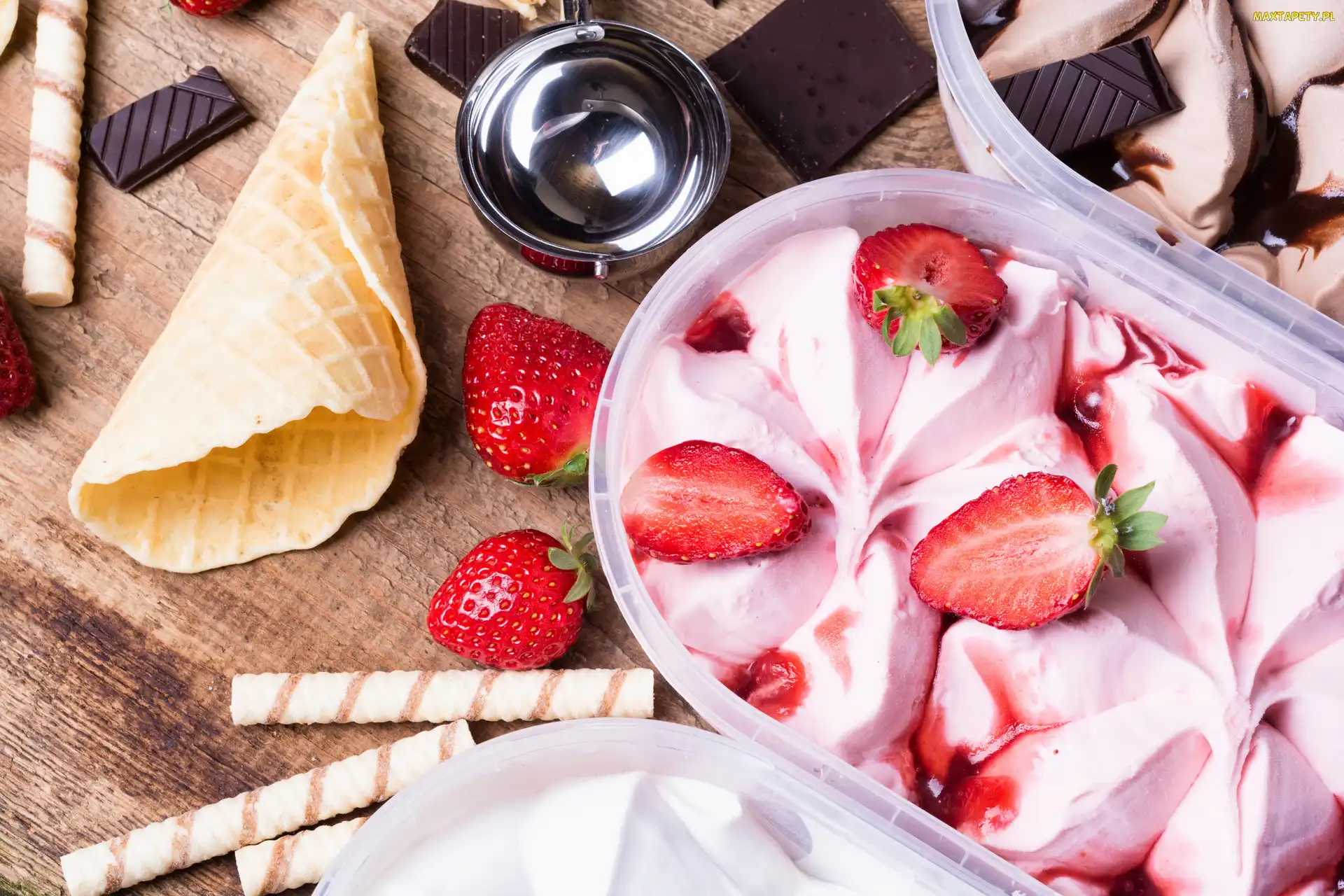 Owocowe, Lody, Czekolada, Wafle, Rożek, Rurki, Truskawki
