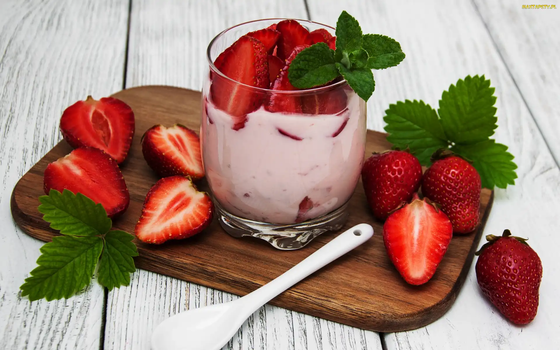 Łyżeczka, Deski, Jogurt, Deser, Truskawki, Listki