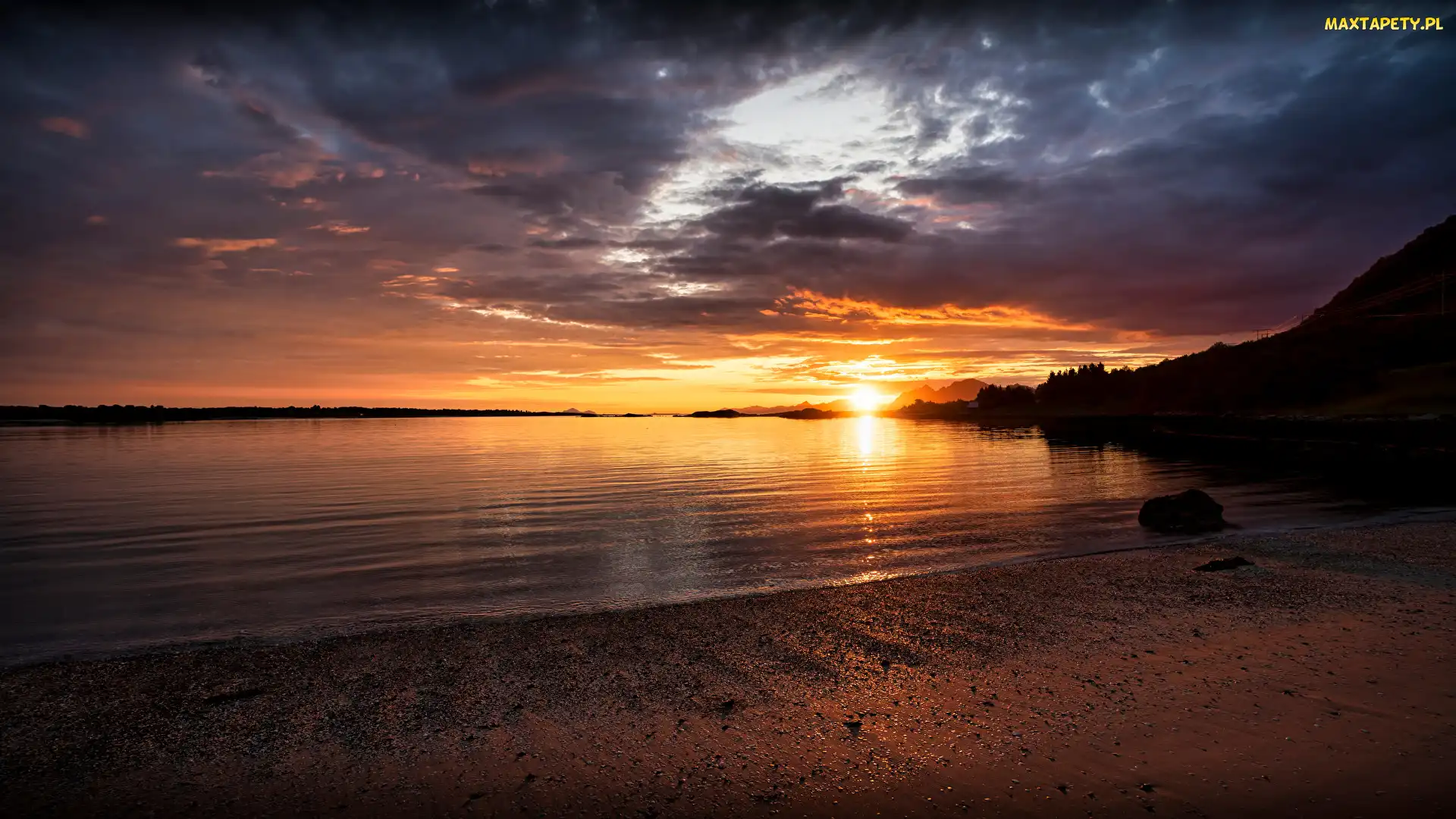 Morze, Chmury, Wschód słońca, Plaża, Wybrzeże