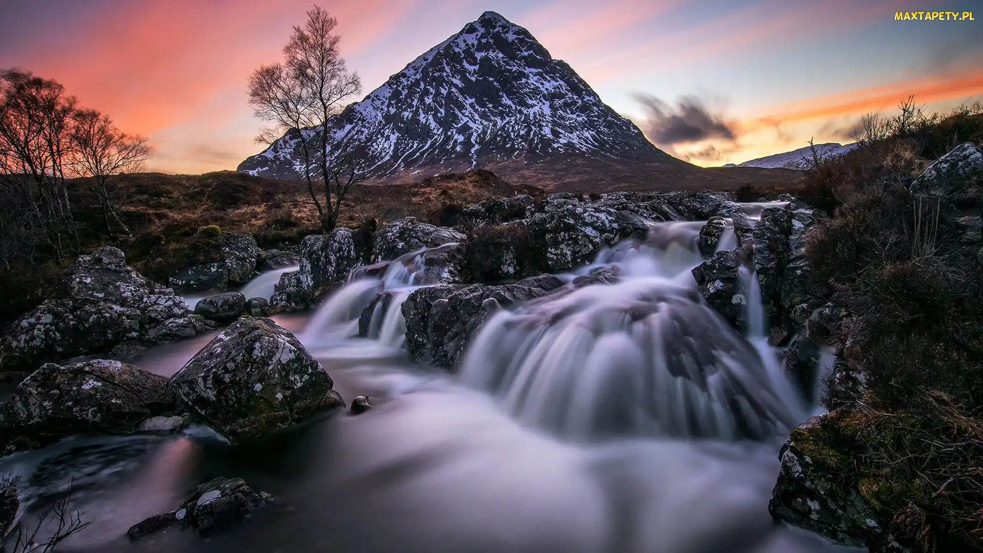 Rzeka, Kamienie, Szczyt Buachaille Etive Mor, Góra, Szkocja, Roślinność, Drzewa, Region Highland, River Coupall