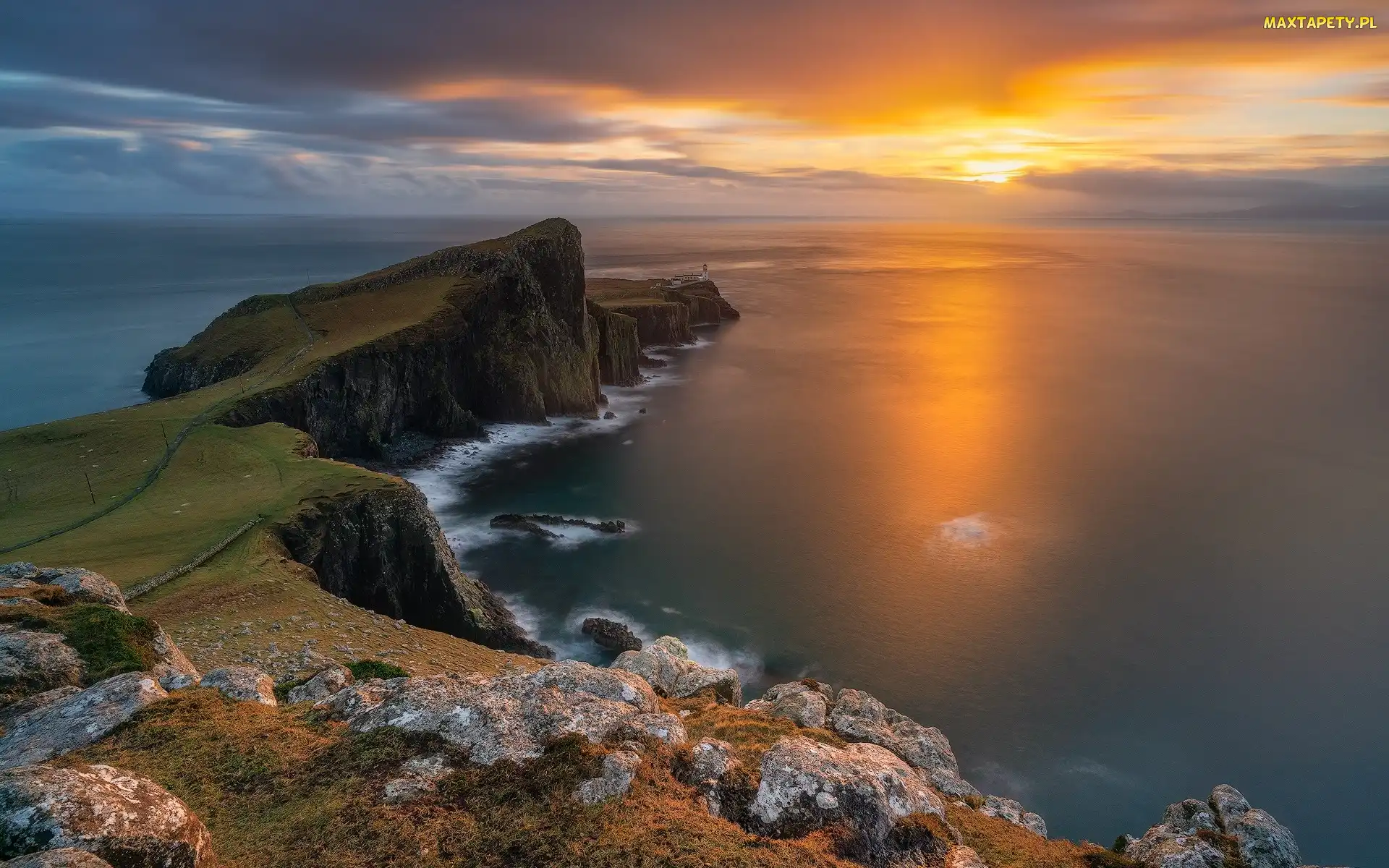Wyspa Skye, Morze Szkockie, Wybrzeże, Szkocja, Neist Point Lighthouse, Latarnia morska, Półwysep Duirinish, Skały