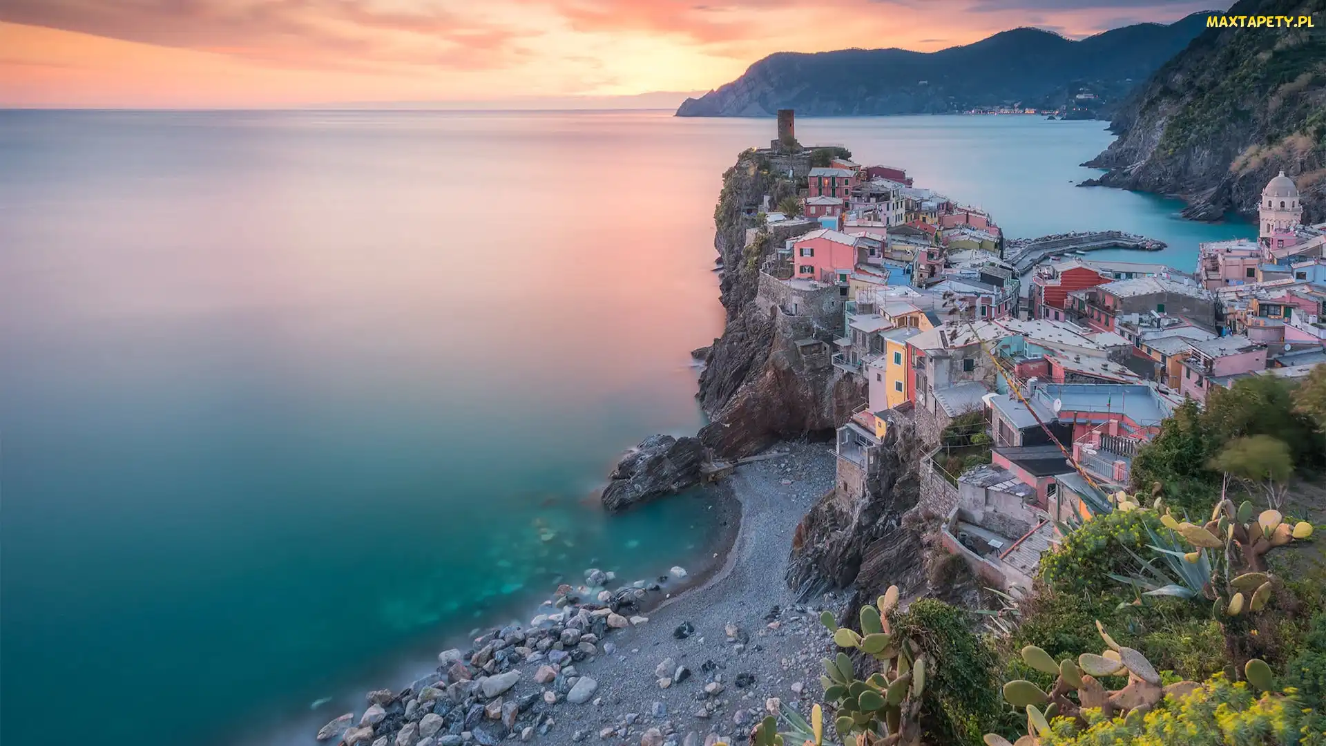 Domy, Morze, Vernazza, Włochy, Cinque Terre, Wybrzeże